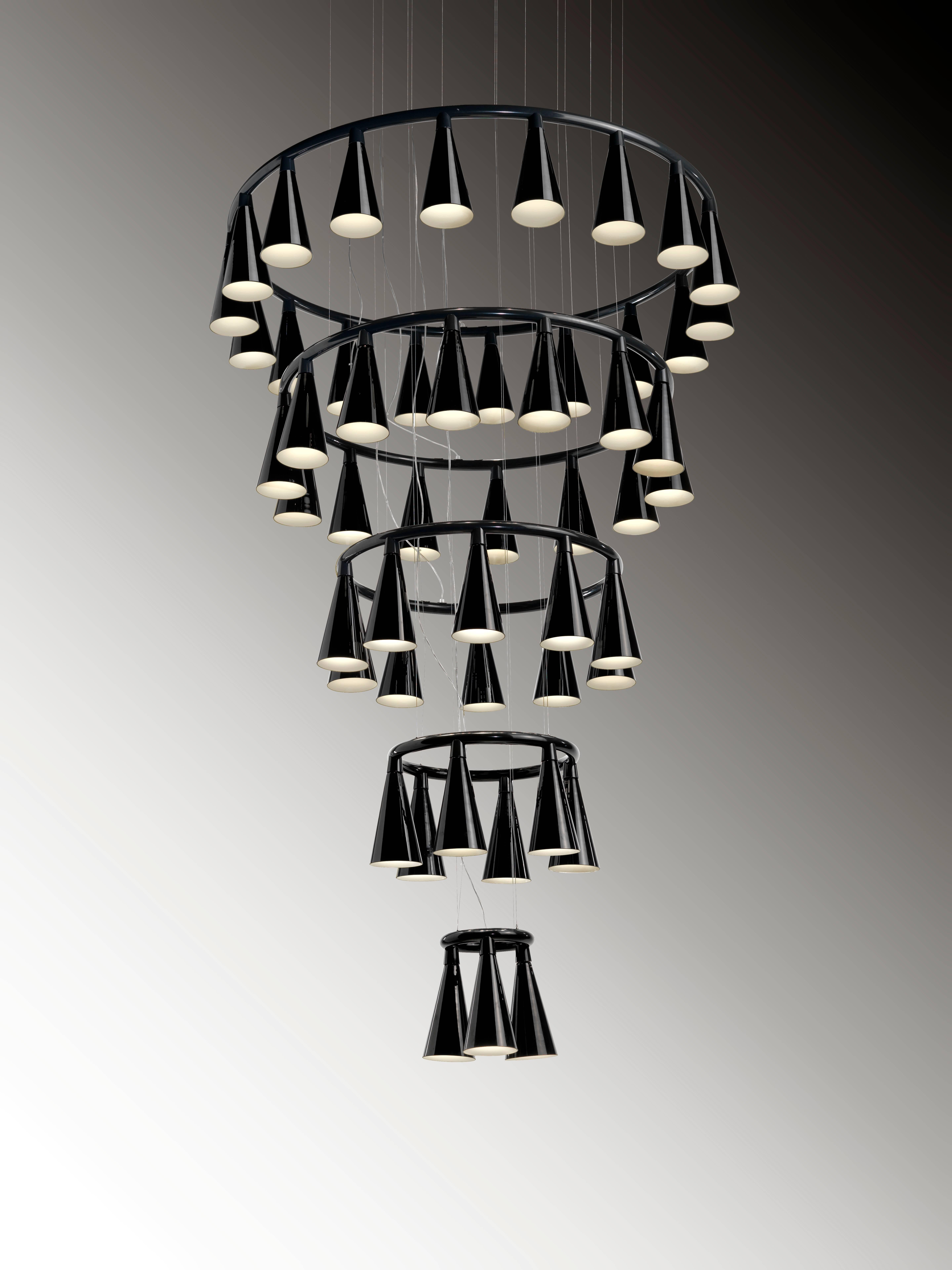 Contemporary Komori R18 by nendo — Murano Blown Glass Chandelier For Sale