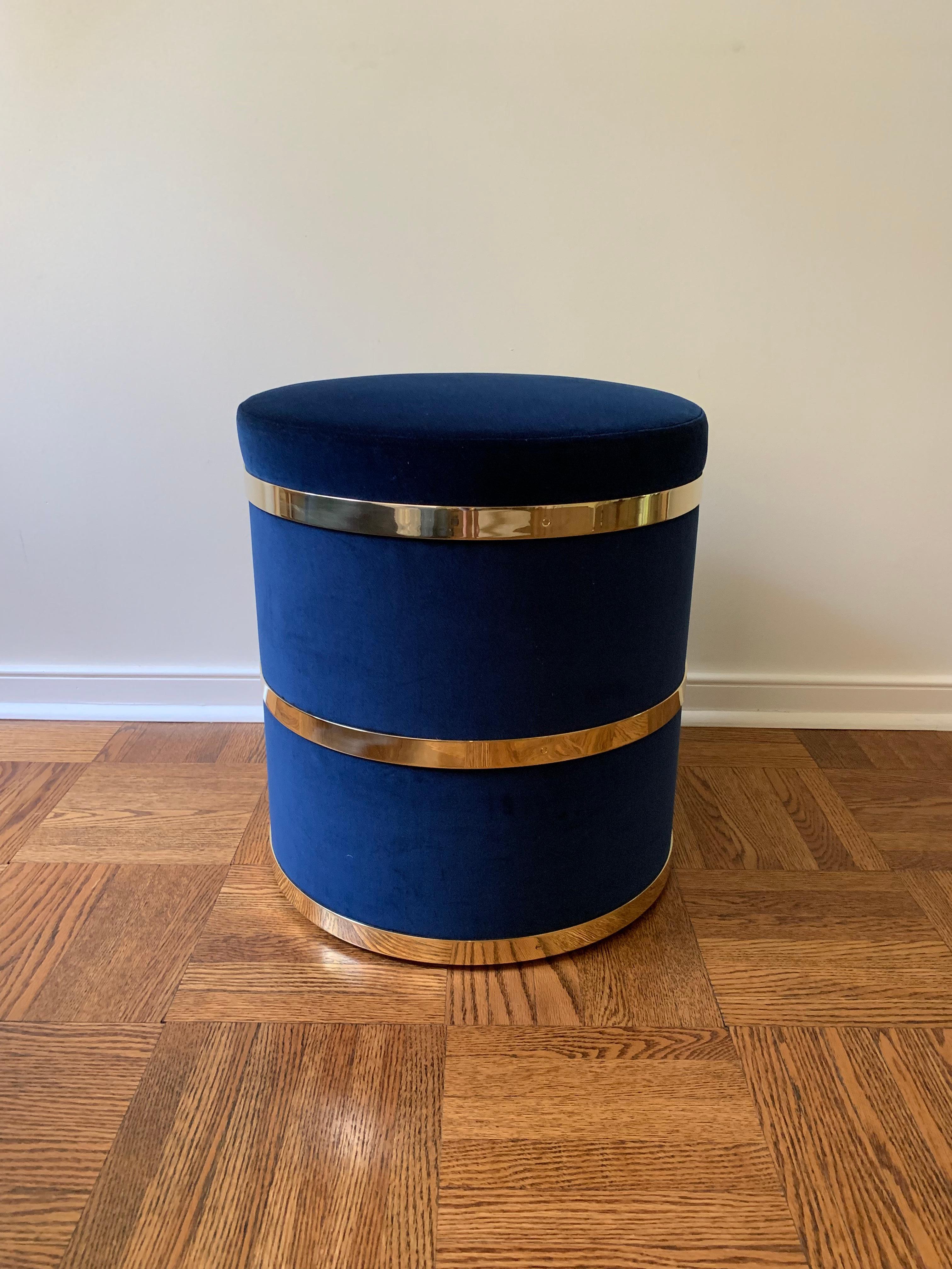 Contemporary Konekt Circuit Stool in Antique Brass and Boucle For Sale