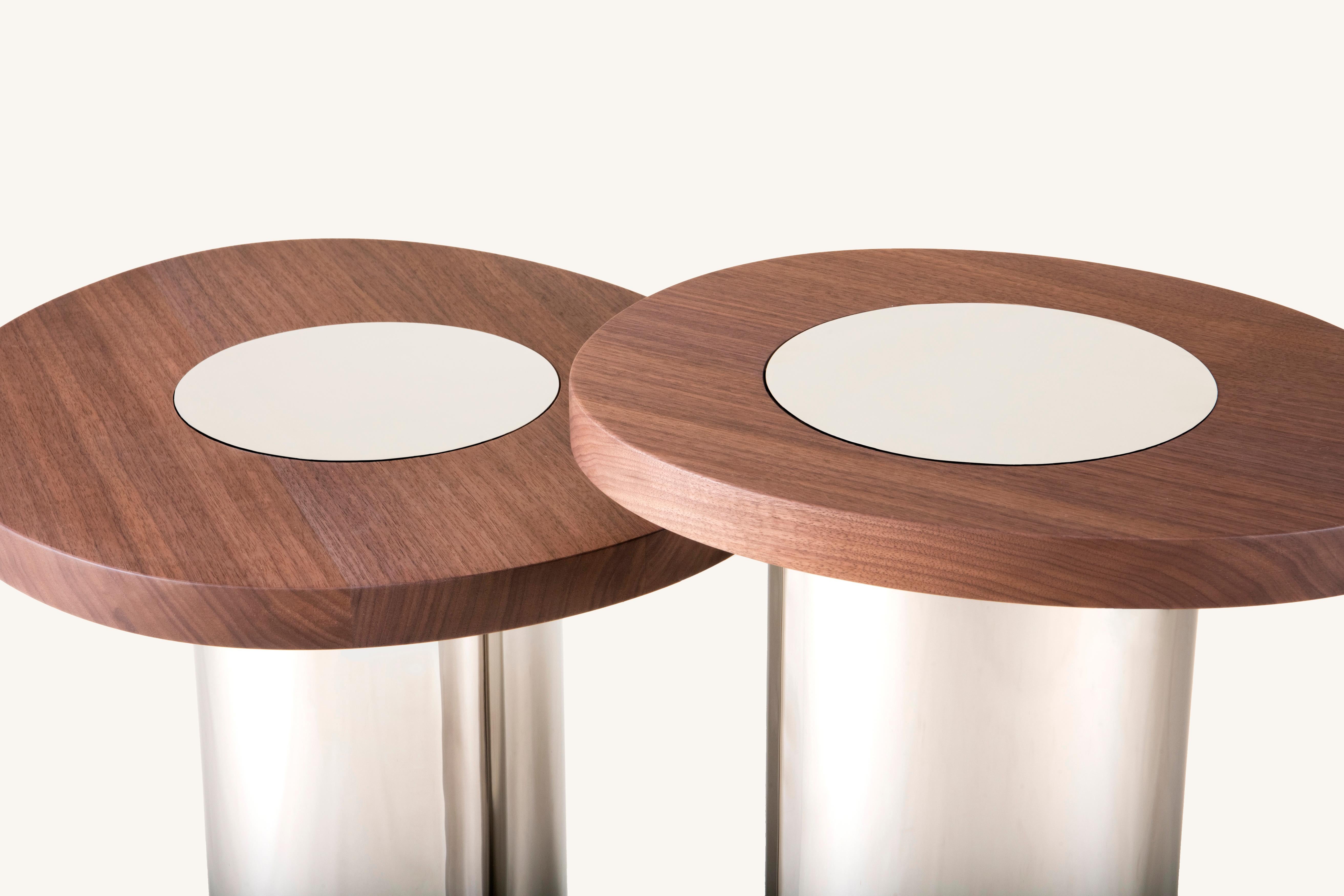 Américain Konekt Tables d'appoint gigognes Silo Small/Medium - Noyer et acier inoxydable en vente