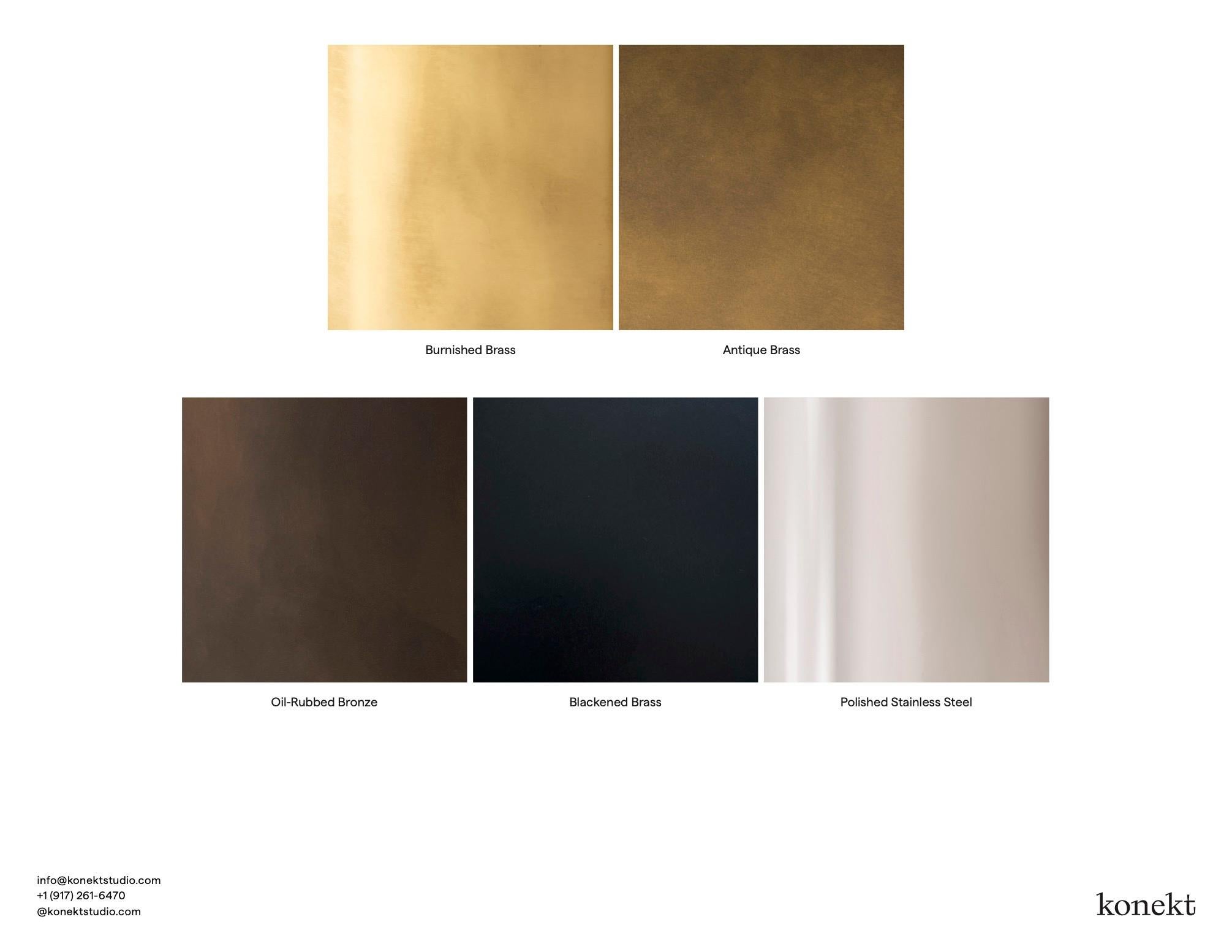 Acier inoxydable Konekt Tables d'appoint gigognes Silo Small/Medium - Noyer et acier inoxydable en vente