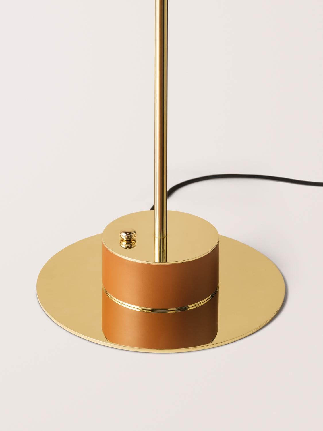 Konekt Rib Floor Lamp - Ellipse For Sale 4