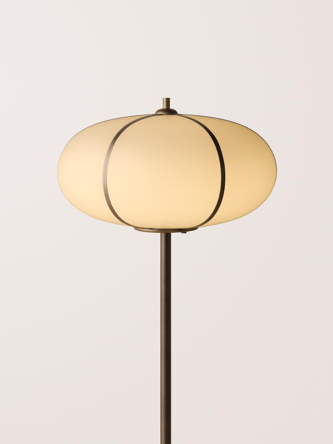 Konekt Rib Floor Lamp - Ellipse In New Condition For Sale In New York, NY