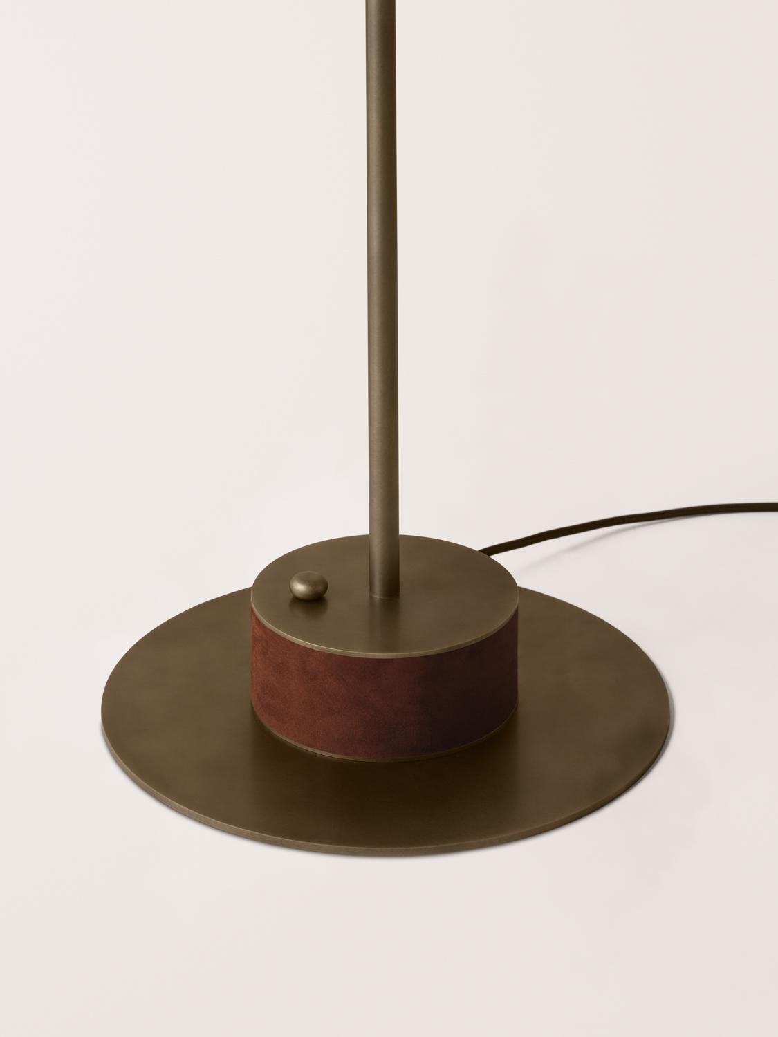 Brass Konekt Rib Floor Lamp - Ellipse For Sale