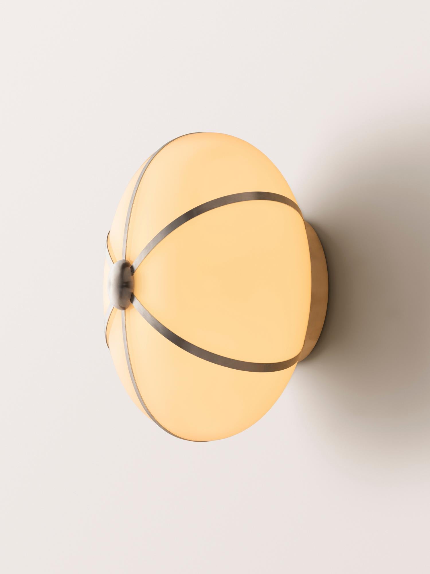 Lámpara Konekt Rib - Elipse Pequeña en venta 2