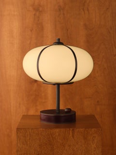 Lampada da tavolo Konekt Rib - Ellipse 11.75 "H.