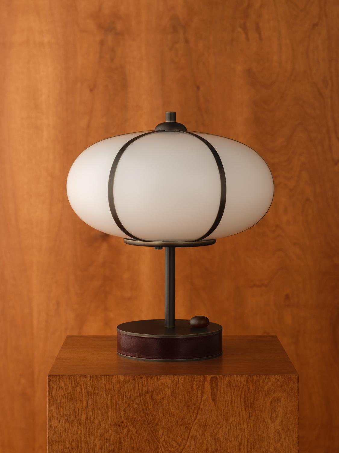 Konekt Rib Tischlampe - Ellipse 11.75