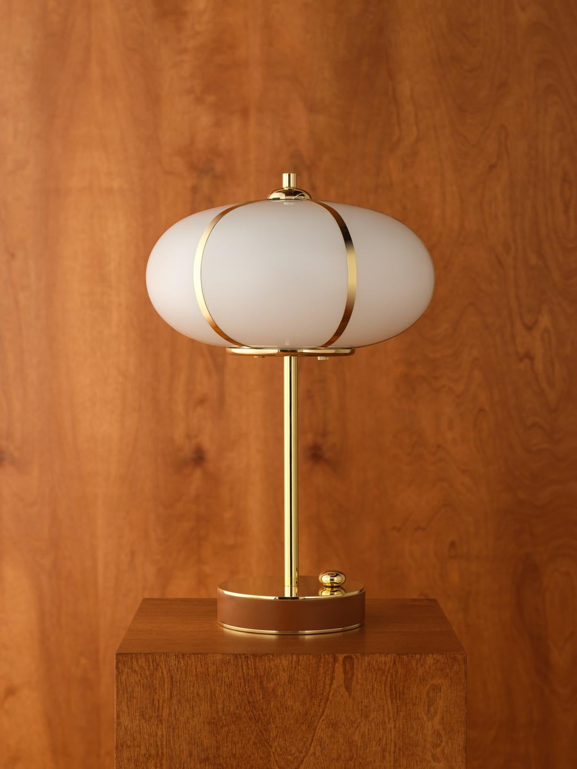 Konekt Rib Tischlampe - Ellipse 11.75