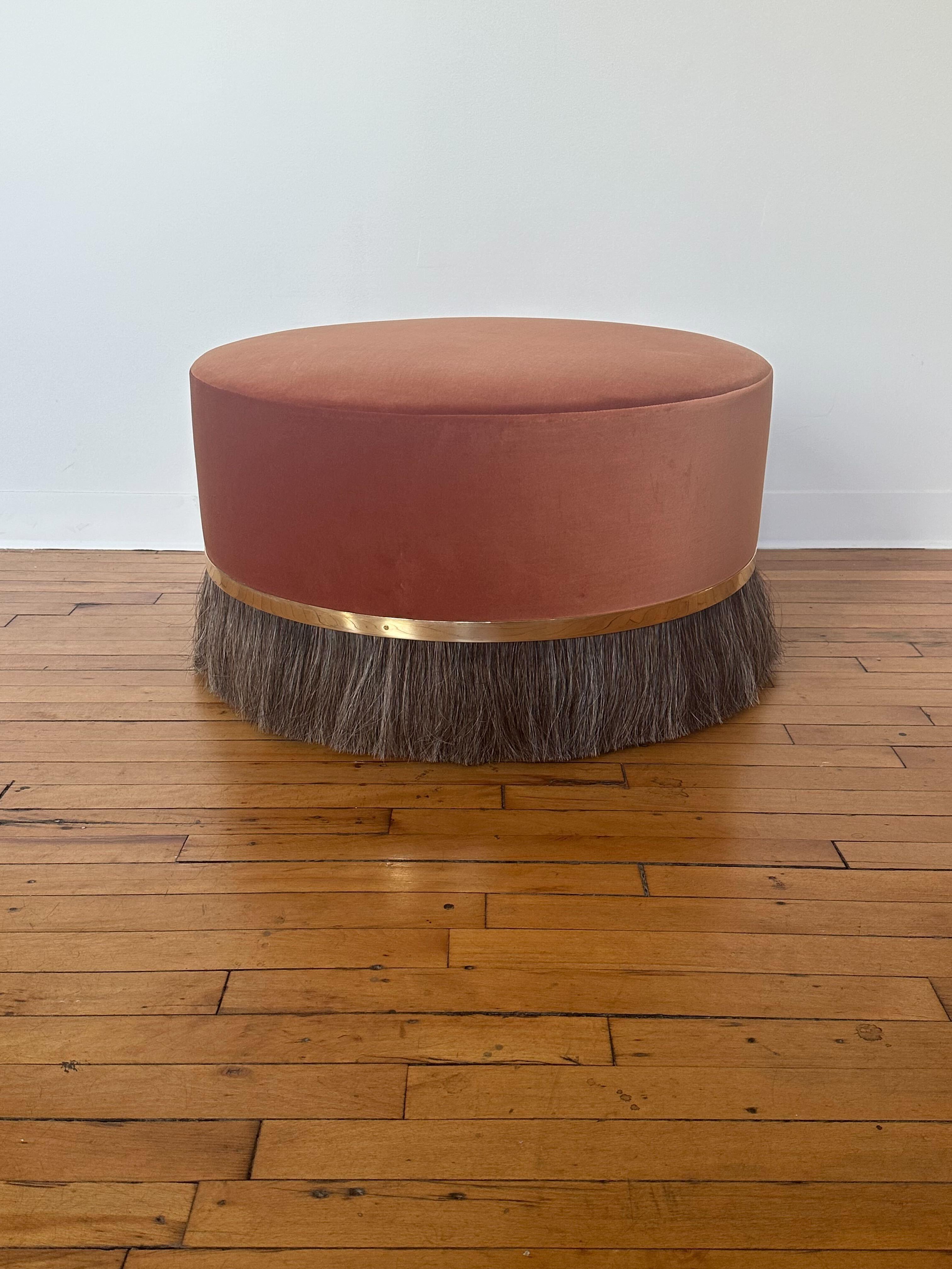 Konekt Thing Ottoman Round with Polished Brass, Horse Hair, and Velvet For Sale 2