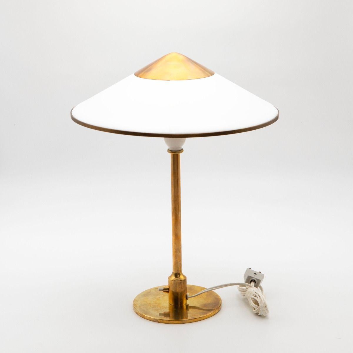 Lampe de table du milieu du siècle 