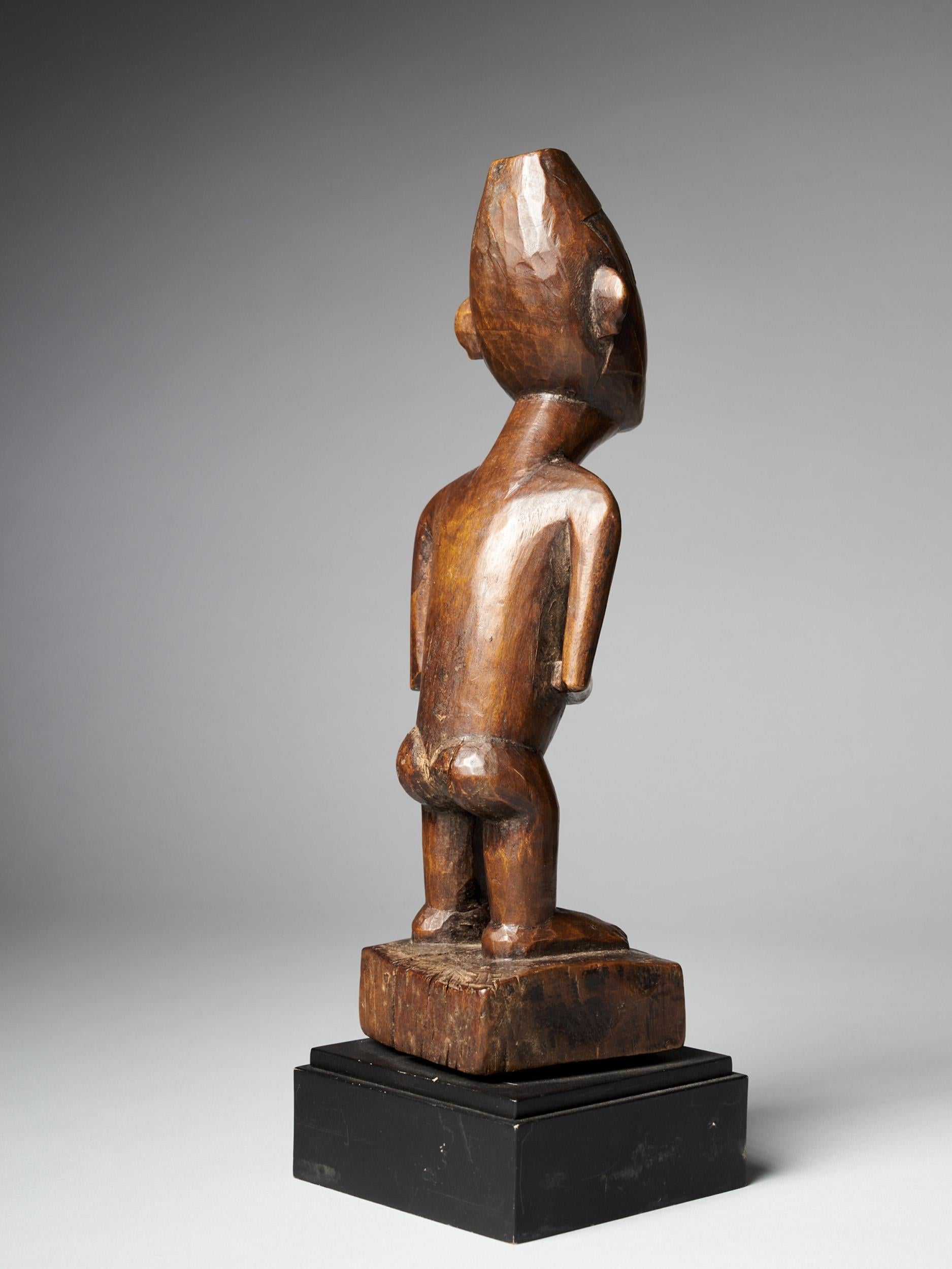 Hand-Crafted Kongo People, DRC, Slightly Bend Nkisi-Provenance Didier Claes