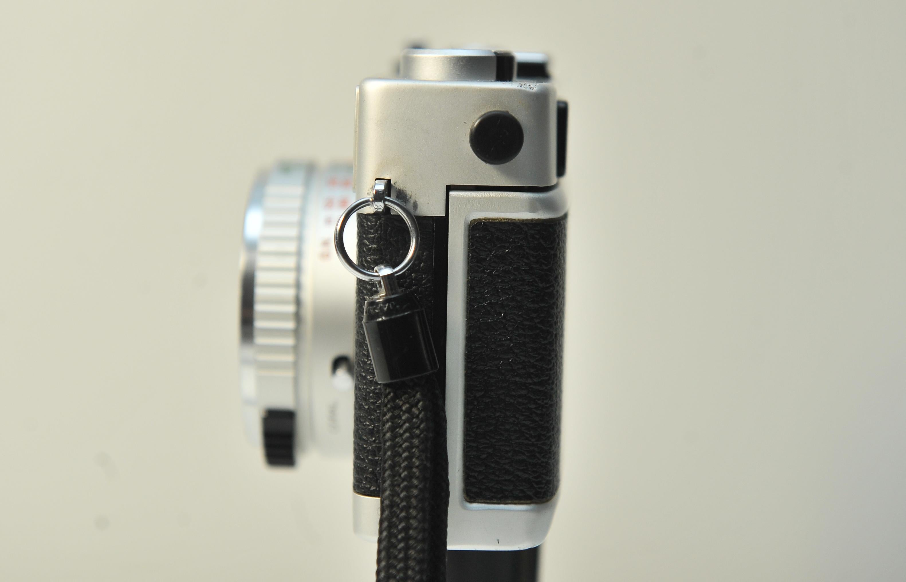 Konica C35 Automatik 35mm Film Kompakte Rangefinder-Kamera mit 38mm Hexanon F2.8 (20. Jahrhundert) im Angebot