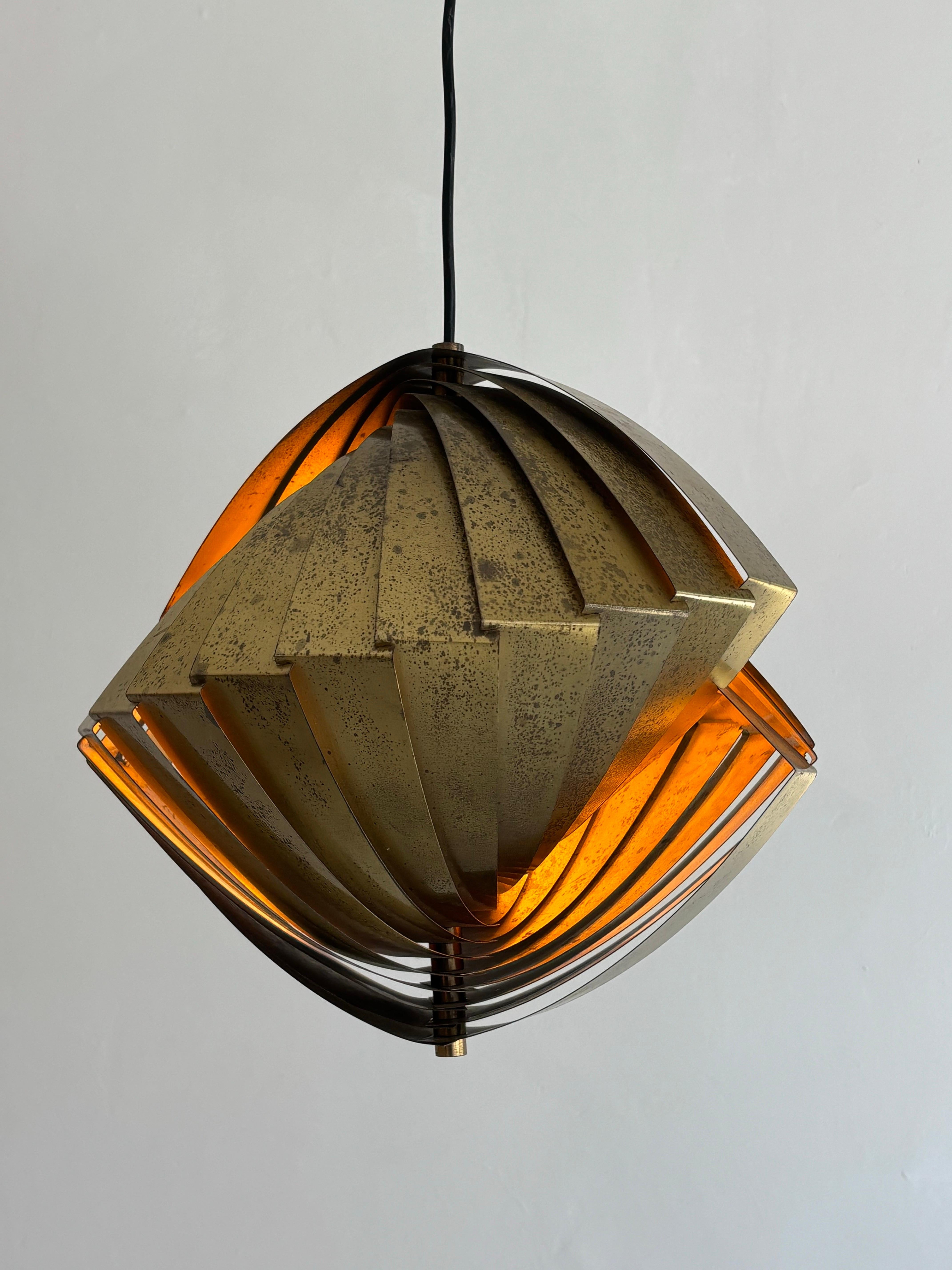 ‘Konkylie’ lamp by Louis Weisdorf for Lyfa 1963 In Good Condition For Sale In Tel Aviv-Yafo, Tel Aviv District