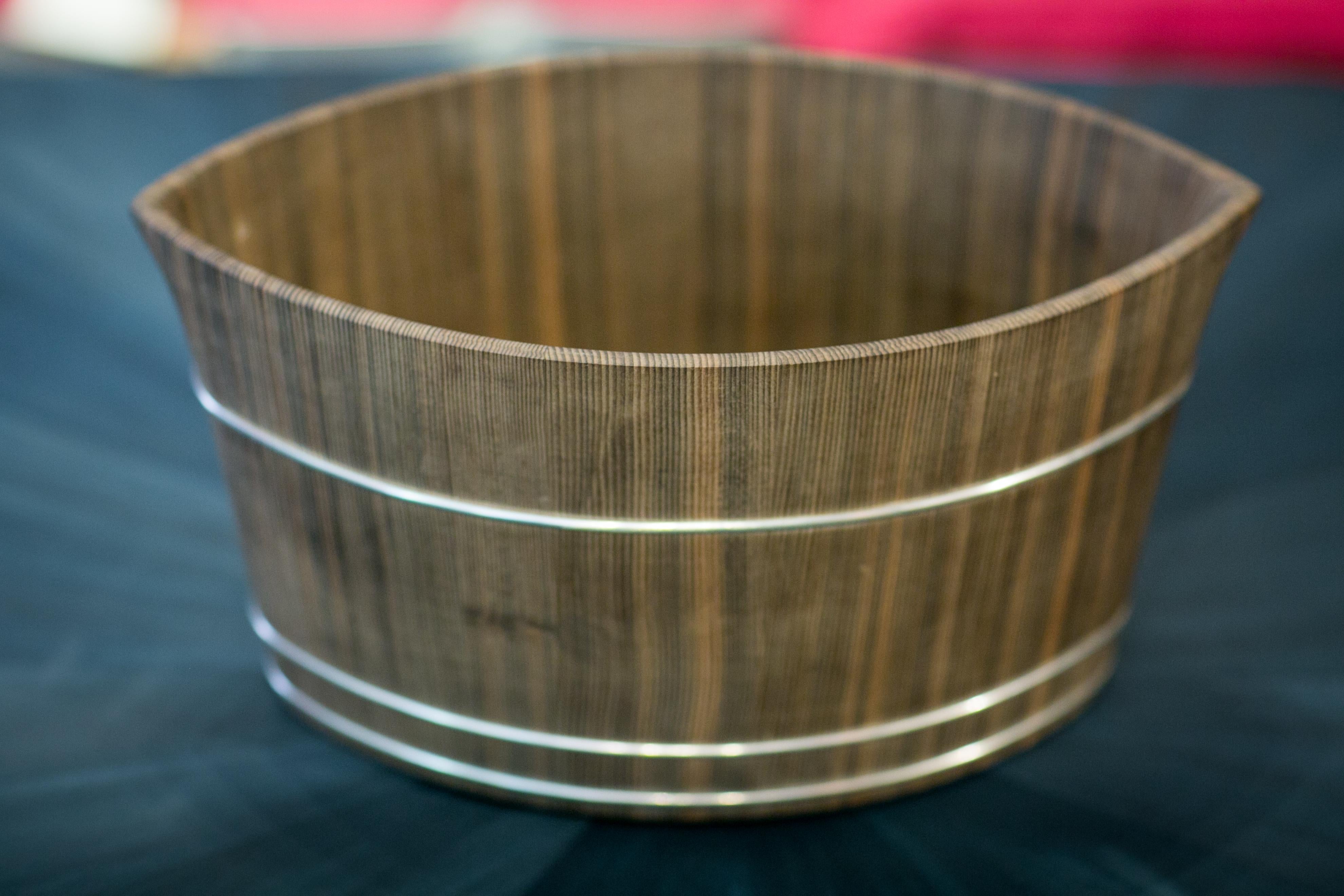 Modern Konoha Cooler in Japanese Lignified Cedar Wood by Shuji Nakagawa Mokkougei For Sale