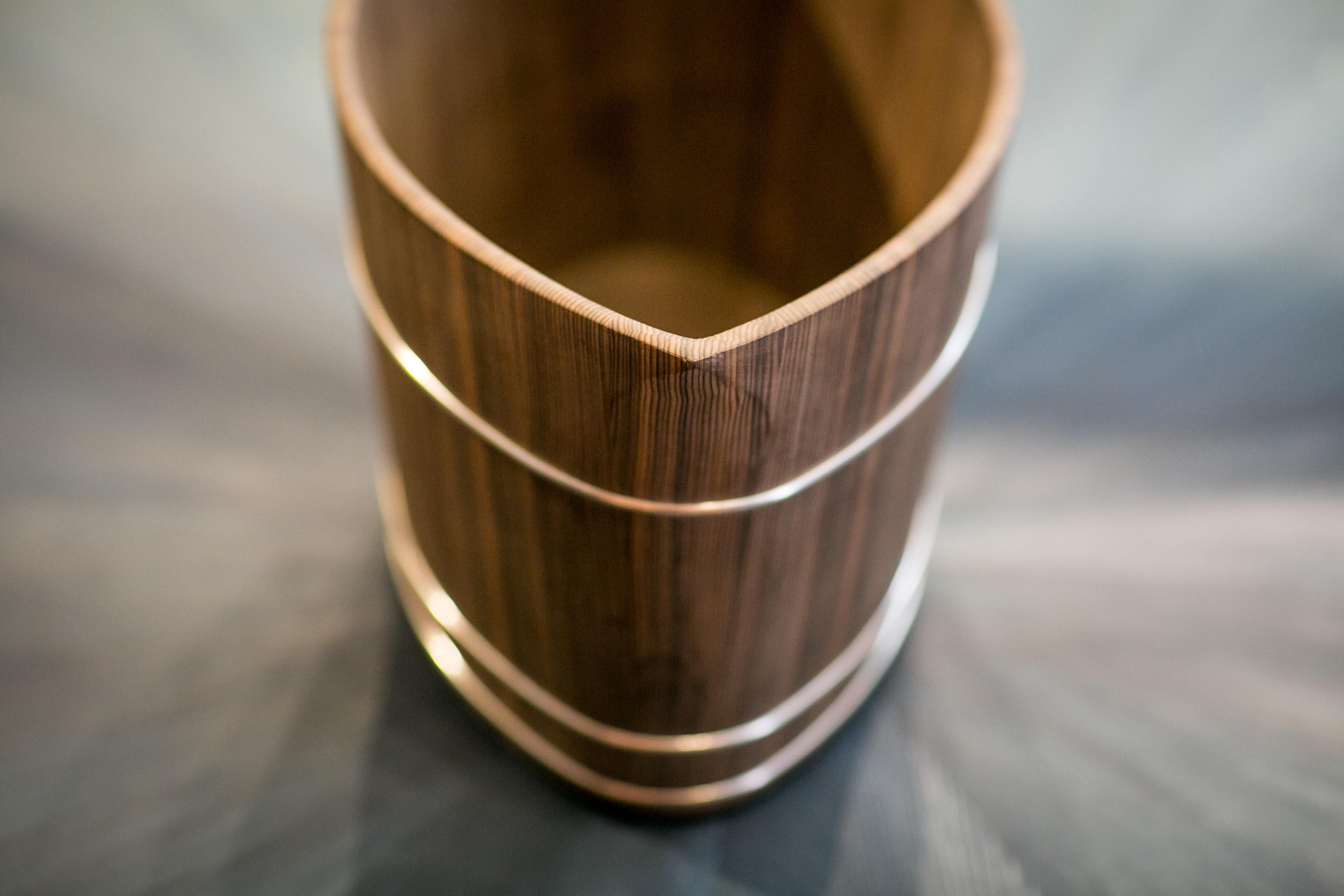 Konoha Cooler in Japanese Lignified Cedar Wood by Shuji Nakagawa Mokkougei For Sale 1