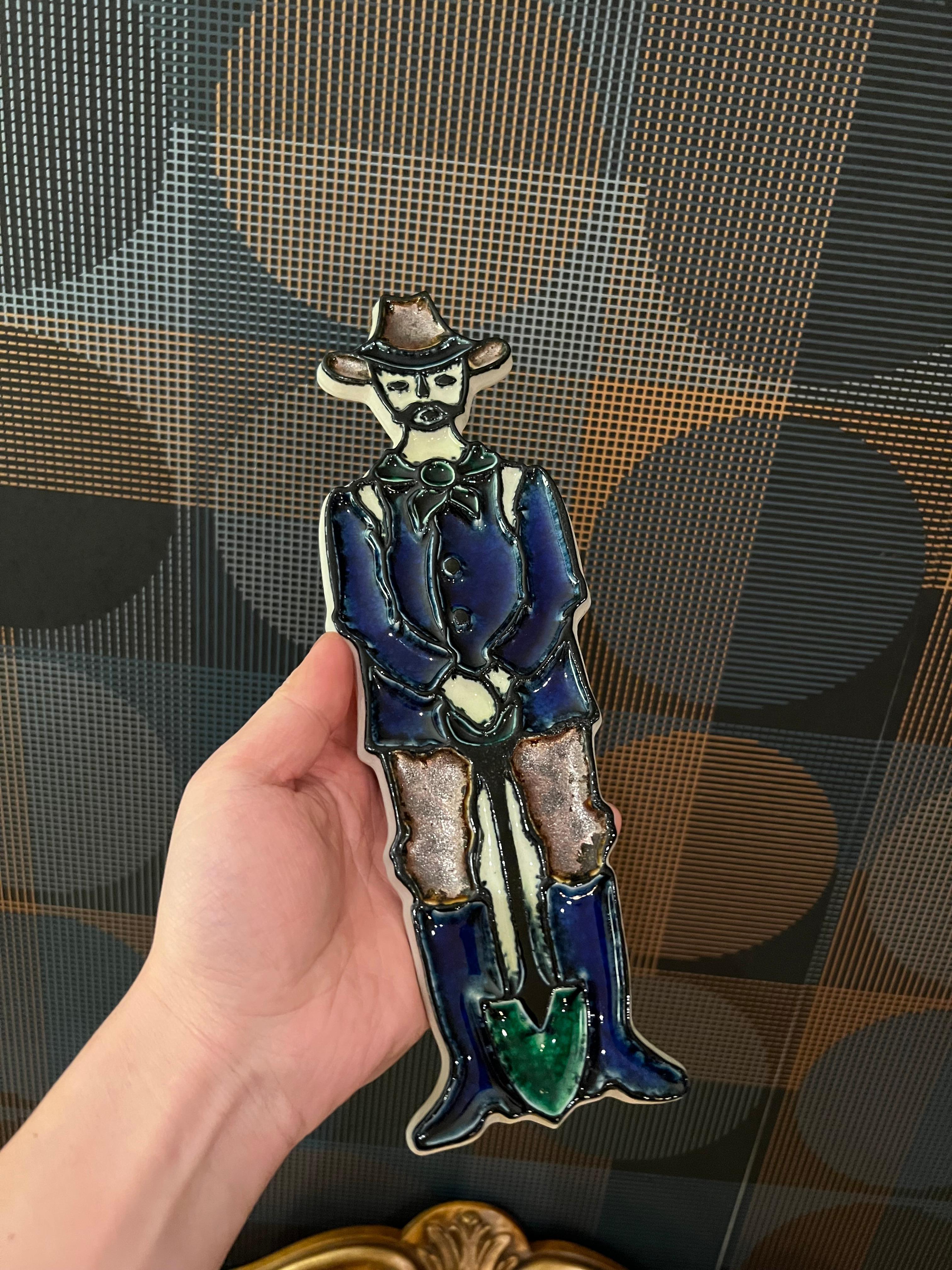 KONRAD GALAAEN (1923-2004) signed Norwegian Porsgrund Porcelain wall decor For Sale 1