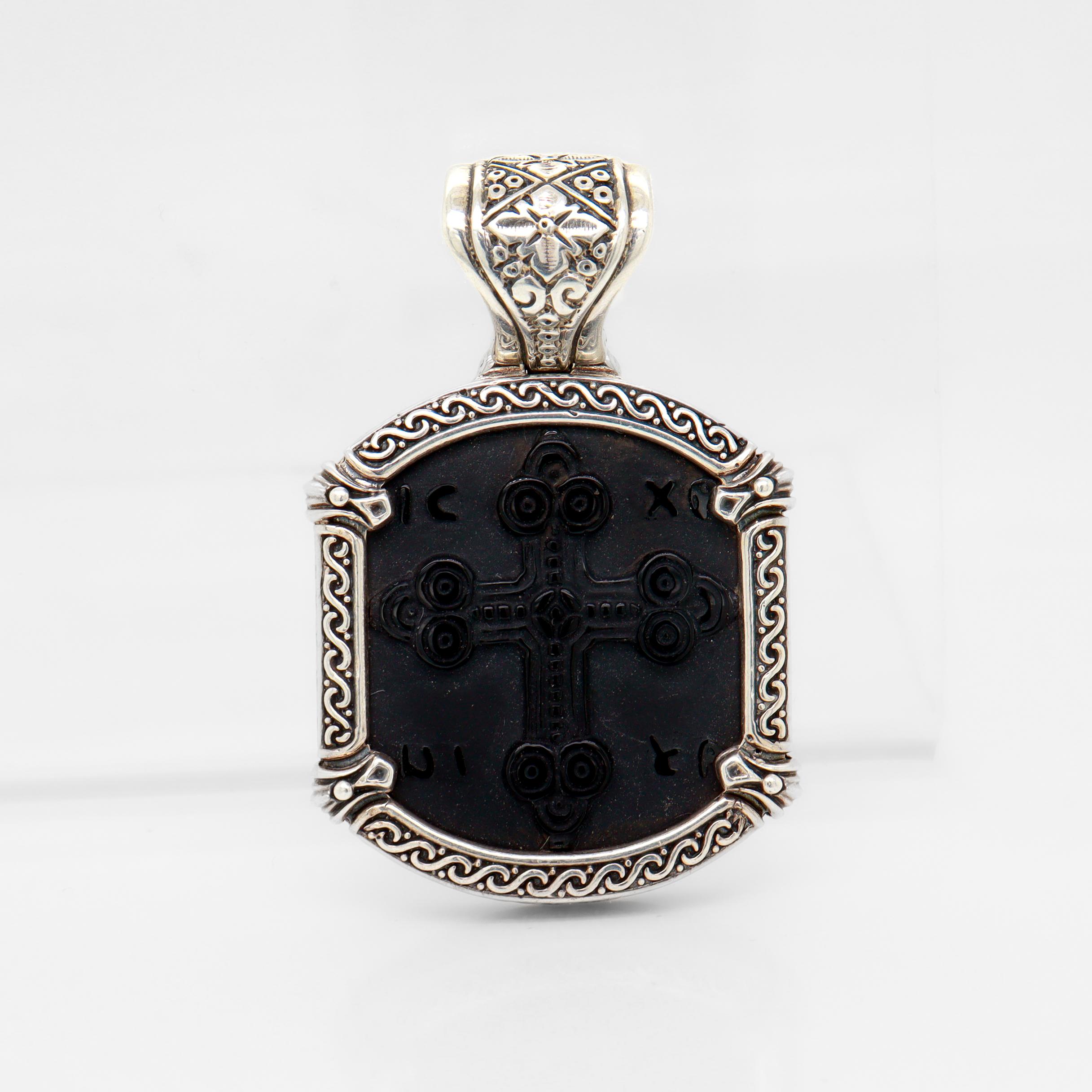 da uomo o donna Croce con ciondolo in onice intagliato e argento sterling di Konstantino Paganini IC XC NI KA in vendita