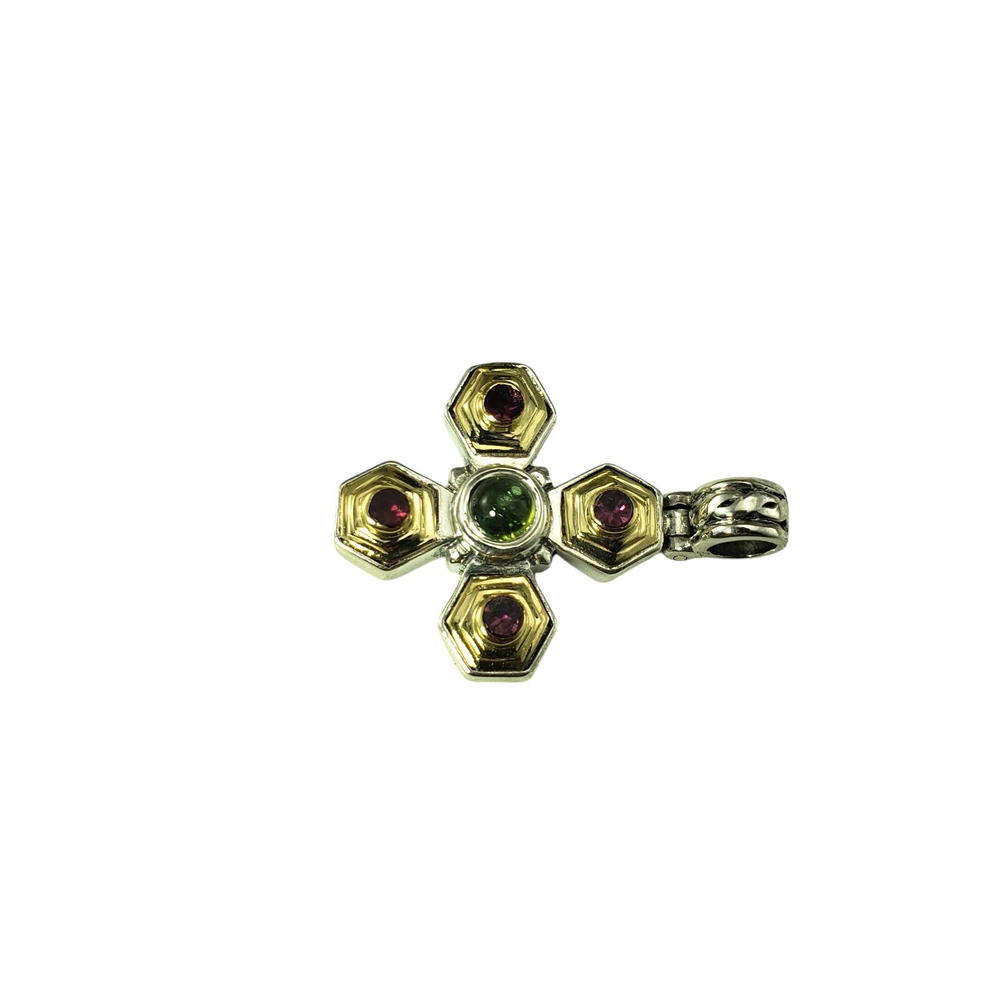 Ciondolo a forma di croce in argento sterling, oro giallo 18 carati e pietre preziose di Konstantino

Questo vibrante ciondolo a forma di croce è caratterizzato da gemme multicolori incastonate in argento sterling e oro giallo 18