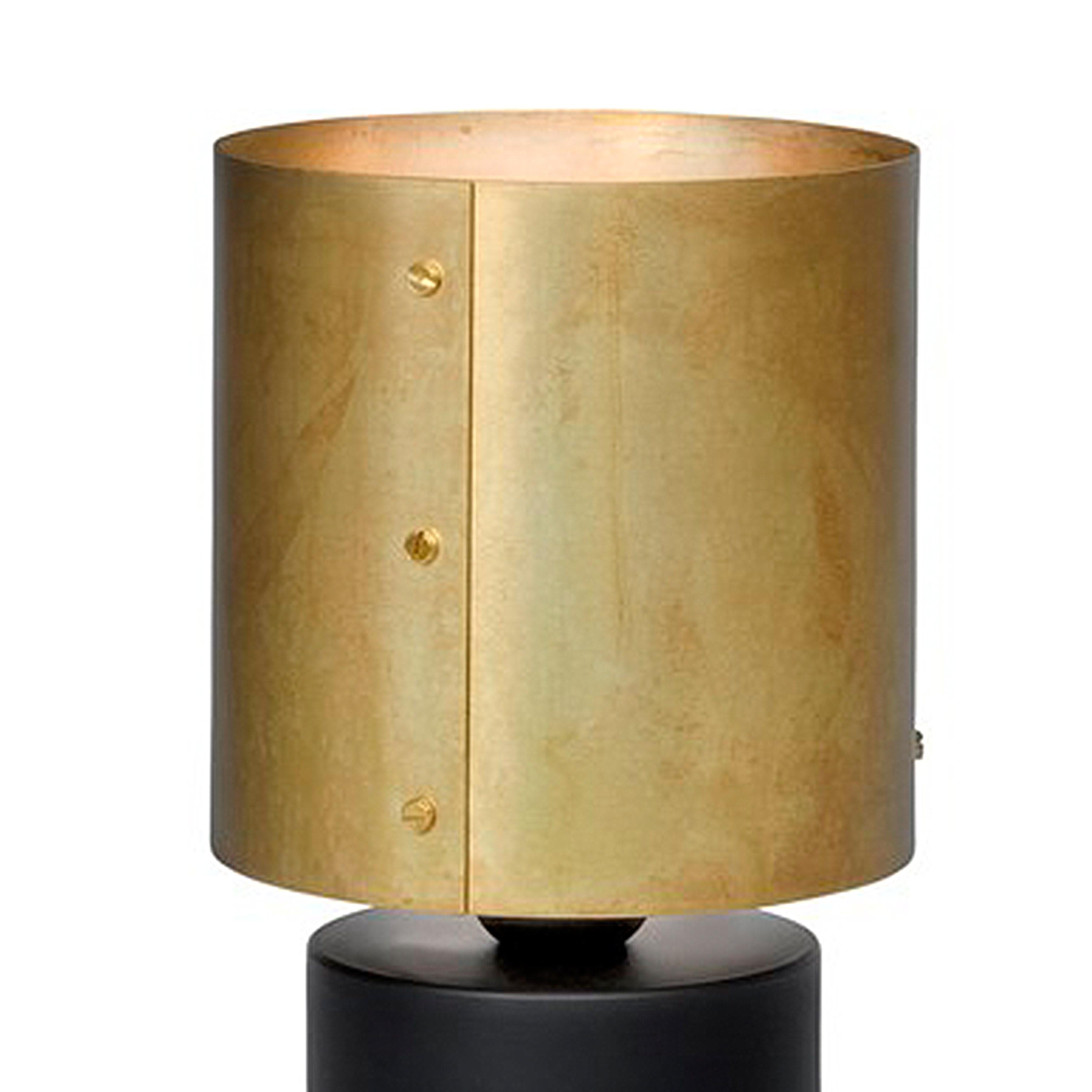 Scandinavian Modern Konsthantverk Svep Black Raw Brass Table Lamp For Sale