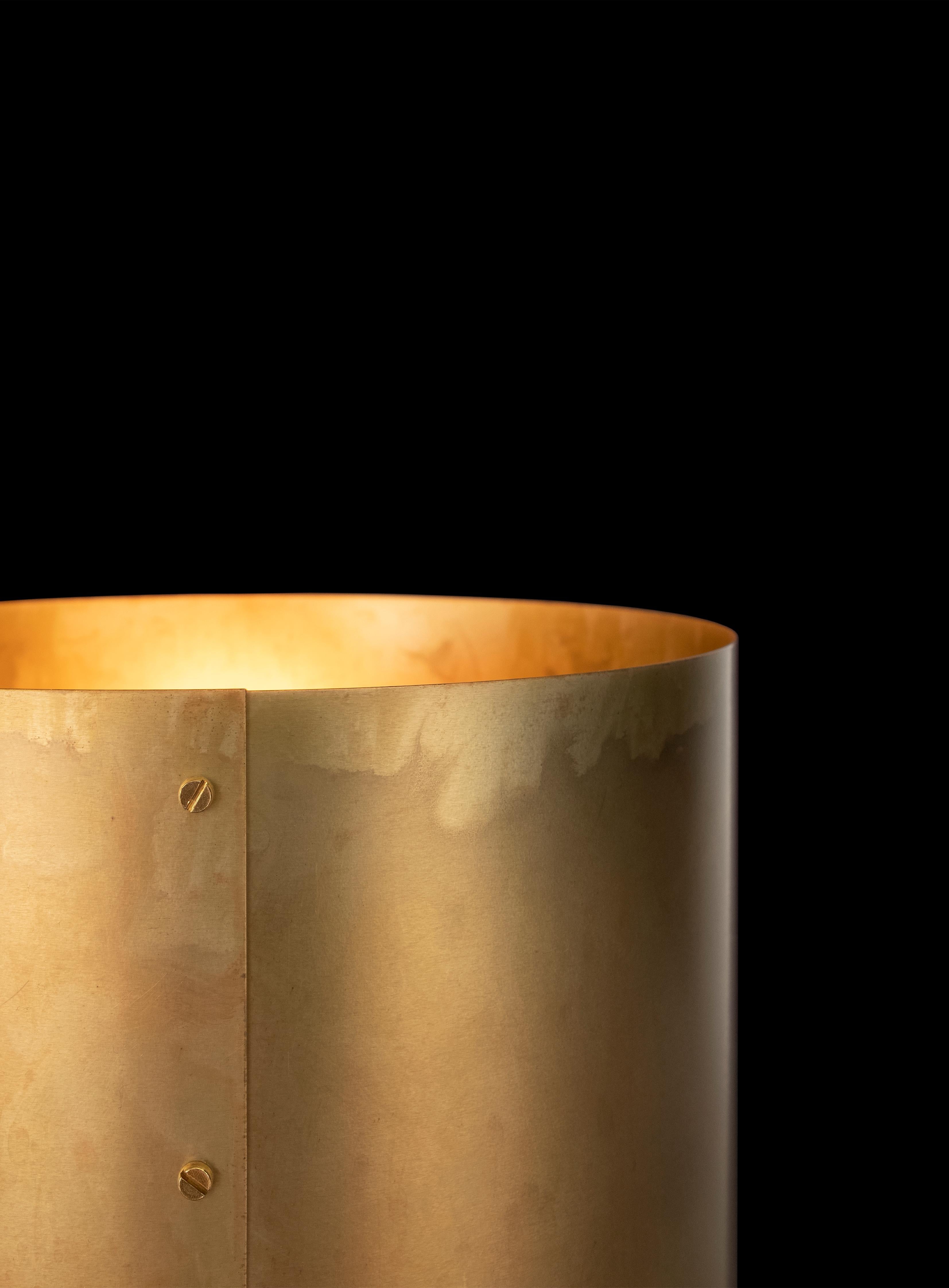 Swedish Konsthantverk Svep Black Raw Brass Table Lamp For Sale