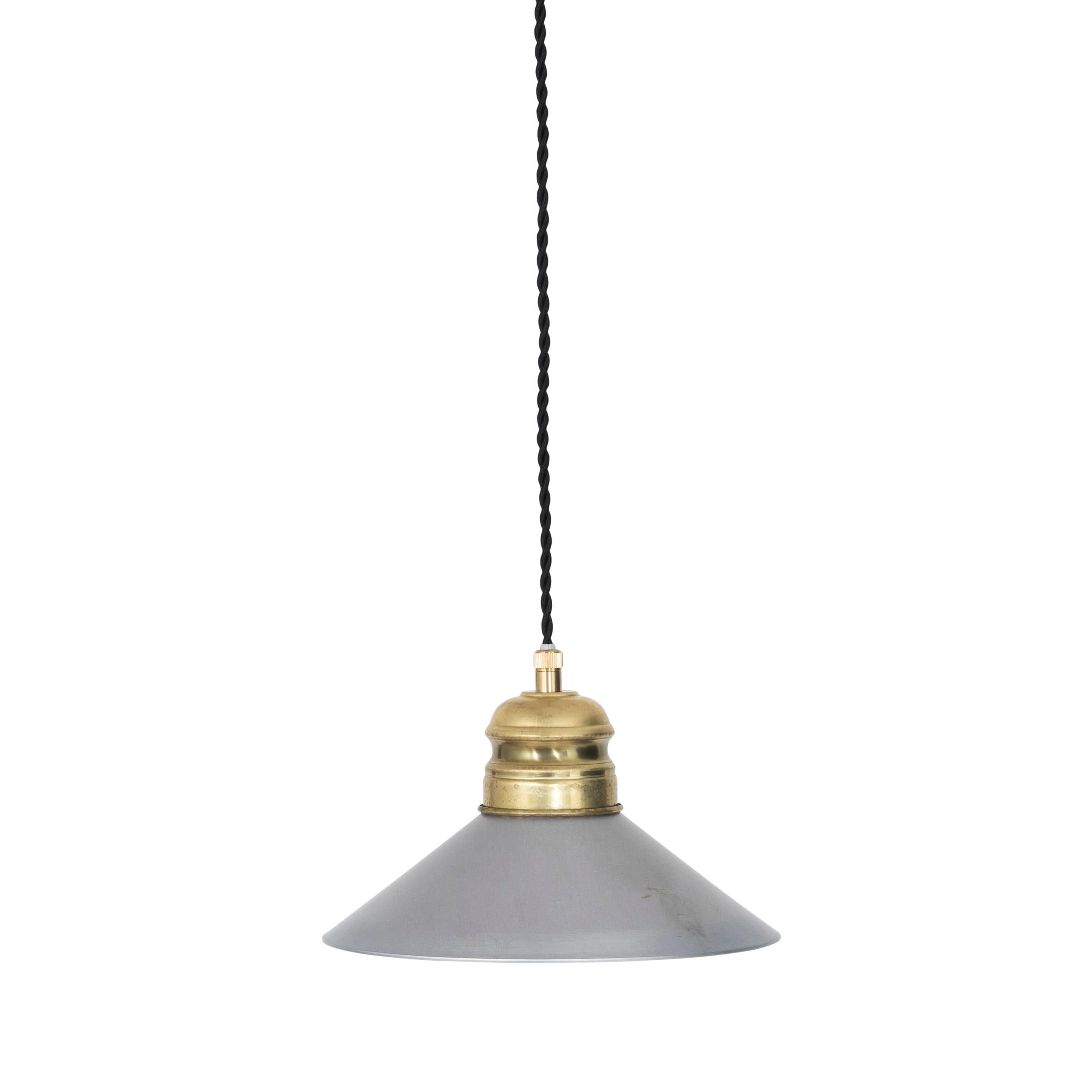 Rustik
Cord 1.5 m
Max 40 W E27
0054-5 shade raw alu
Measure: D. 200 mm

The lamps are wiring with standard Europe wiring.

The traditional shoemaker's lamp in Konsthantverk's own vintage. A classic in the kitchen with a timeless design. Shade and