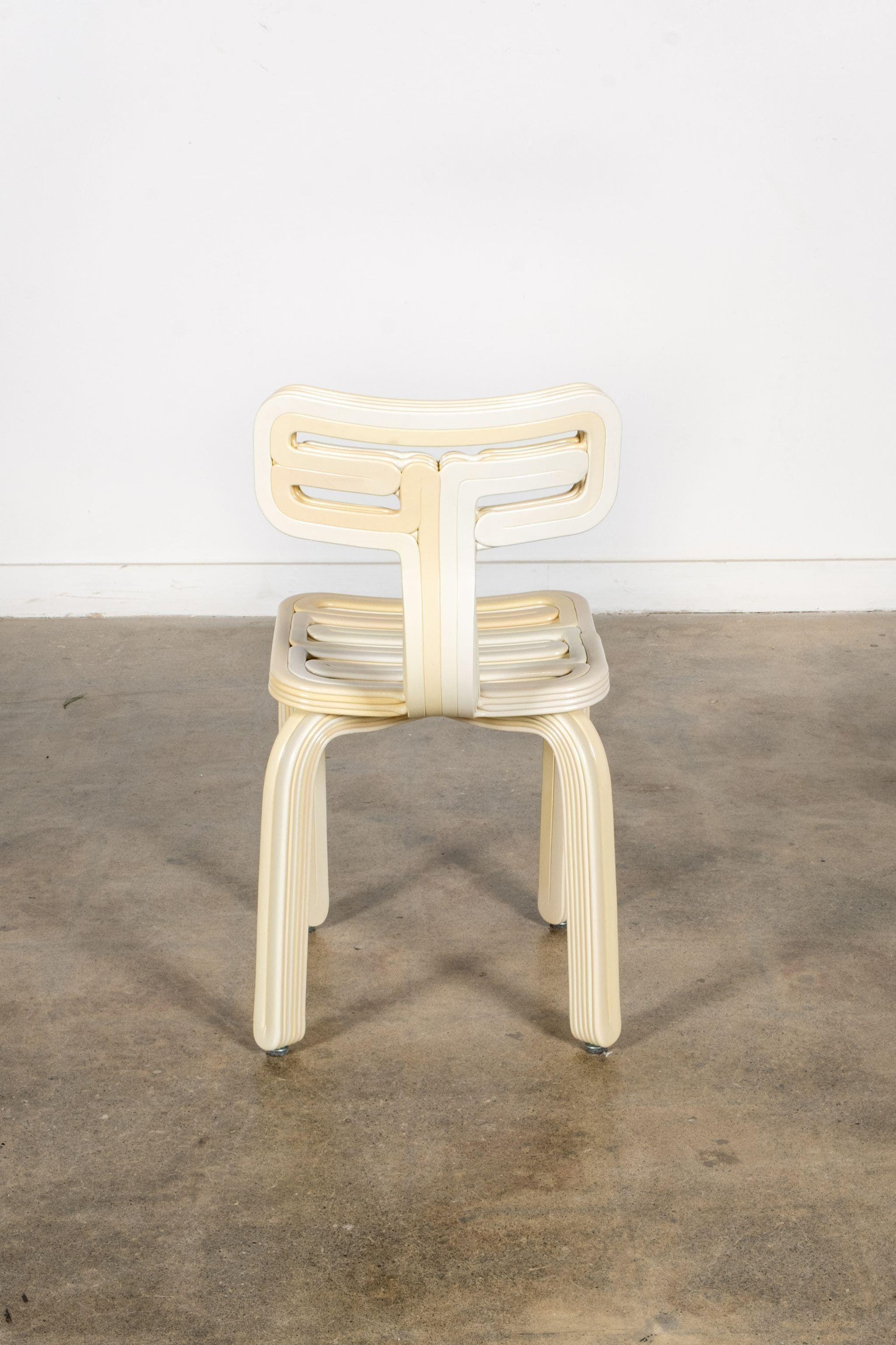 Kooij Chubby Chair in Buttermilk by Dirk van der Kooij In New Condition For Sale In Toronto, ON
