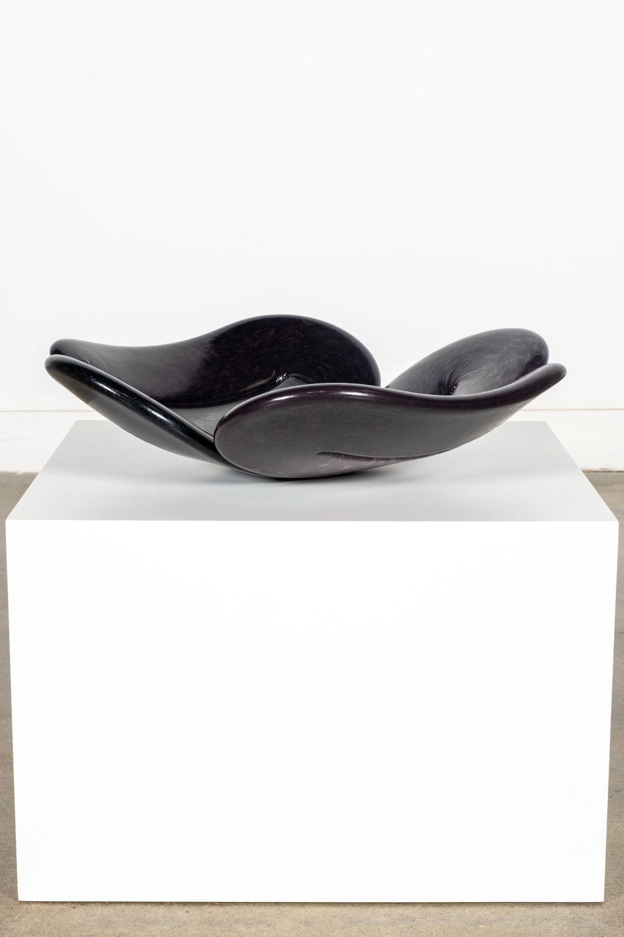 Dutch Kooij Wandel Bowl in Bramble by Dirk van der Kooij For Sale