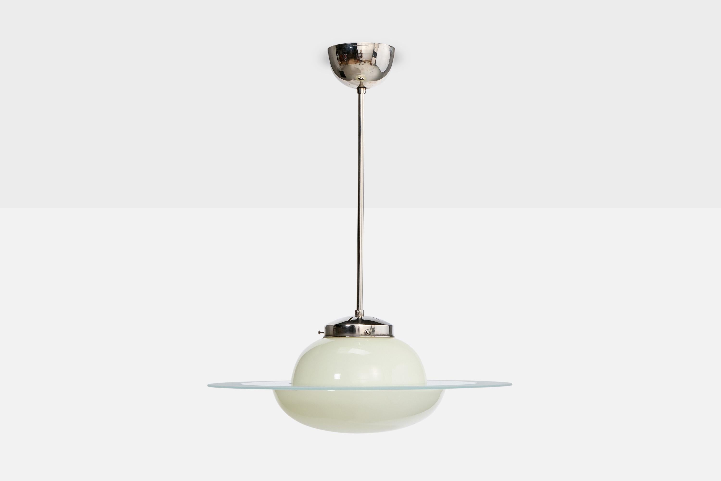 Scandinavo moderno Kooperativa Förbundet, Lampada a sospensione, vetro, nichel, Svezia, anni '40 in vendita