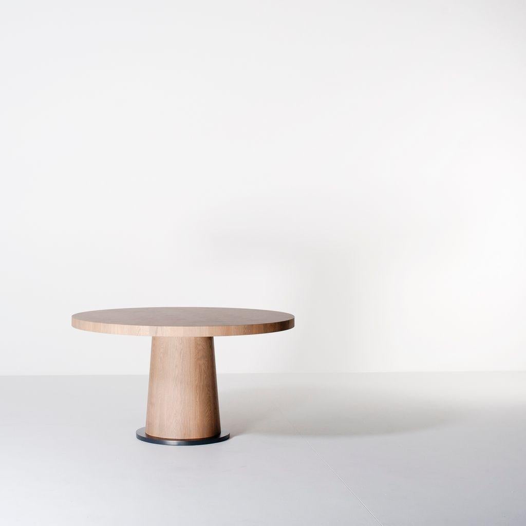 Postmoderne Table de salle à manger Kops Round One par Van Rossum en vente