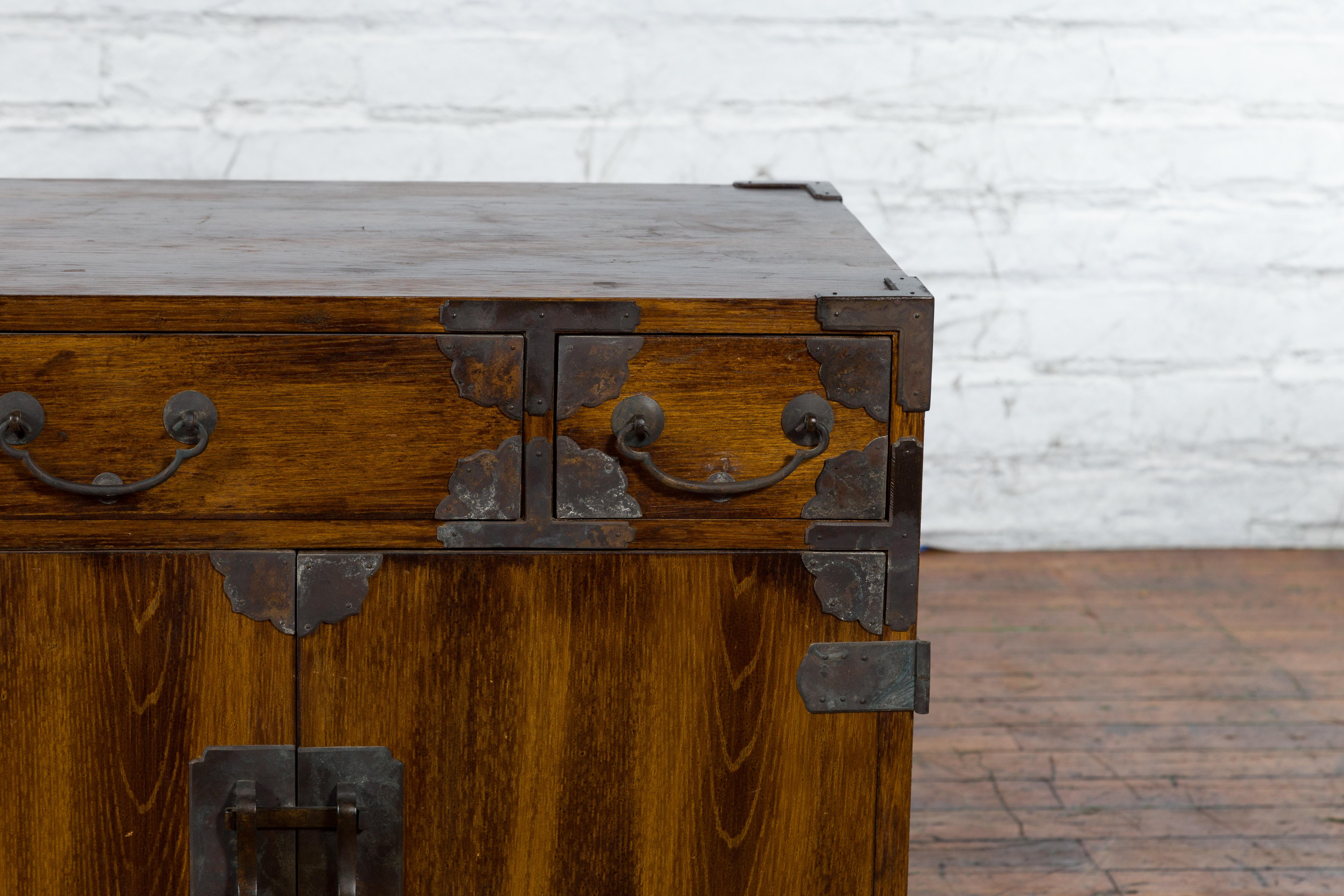 Korean 19th Century Brown Wood Side Cabinet with Black Iron Hardware For Sale 4