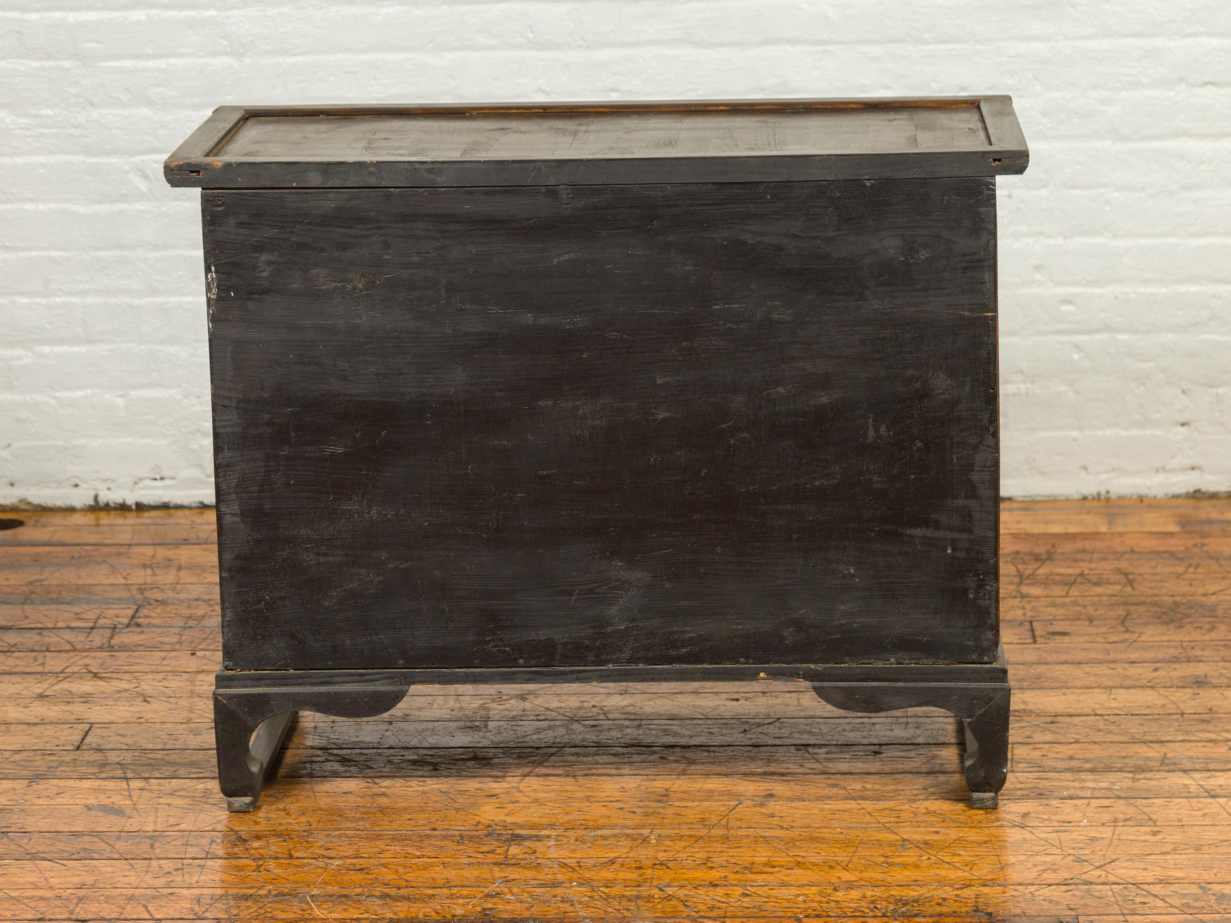 Korean 19th Century Wooden Cabinet with Drawers, Doors and Butterfly Hardware 8