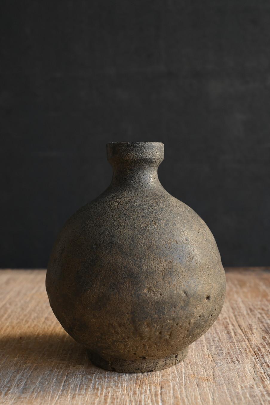 18th Century and Earlier Korean antique black glaze pottery/Joseon period/15th-16th century/small vase For Sale