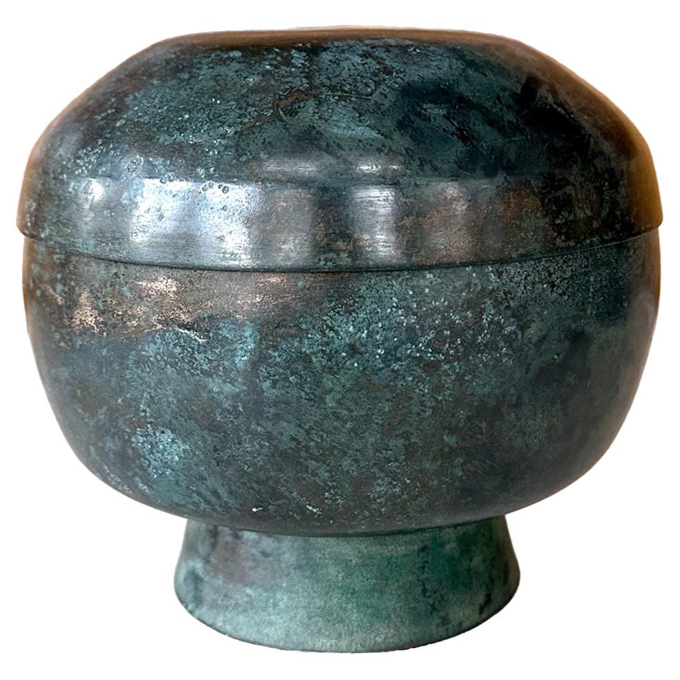 Korean Antique Bronze Footed Vessel with Lid Early Joseon Dynasty For Sale