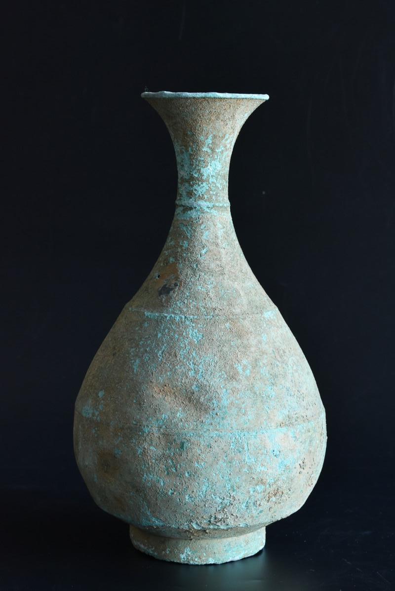 Korean Antique Bronze Vase / 918－1392 / Wabi-Sabi Vase / Excavation In Good Condition In Sammu-shi, Chiba