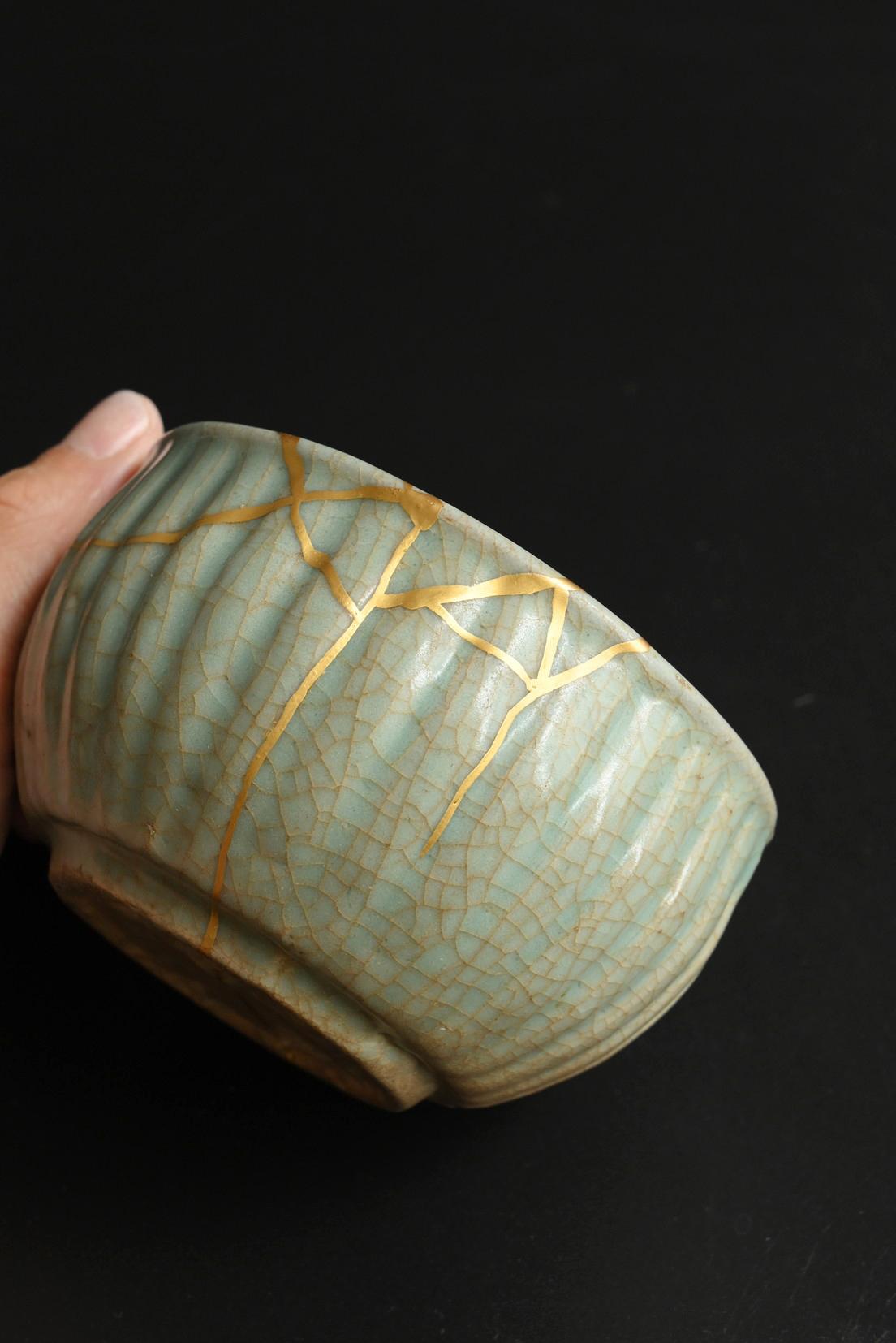 Bol à thé coréen antique en céladon / période Goryeo / vers le 12e siècle/kin-tsugi en vente 10