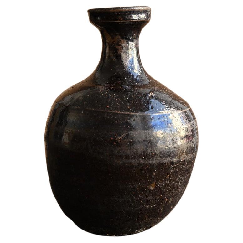 Korean antique pottery black glaze vase/15th-16th century/small bottle For Sale