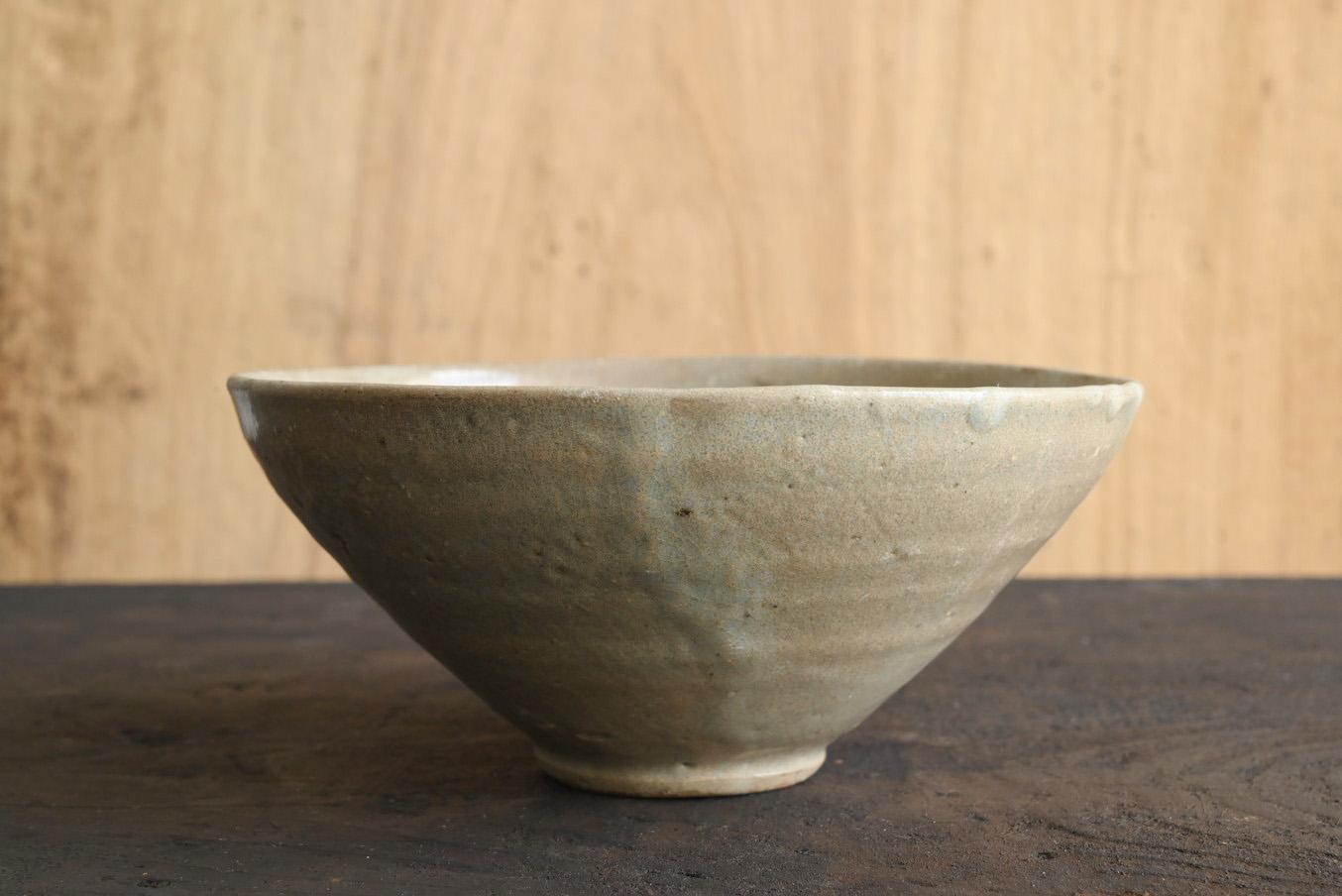 Sudcoreano Ciotola di ceramica antica coreana/15°-16° secolo/Dinastia Joseon in vendita