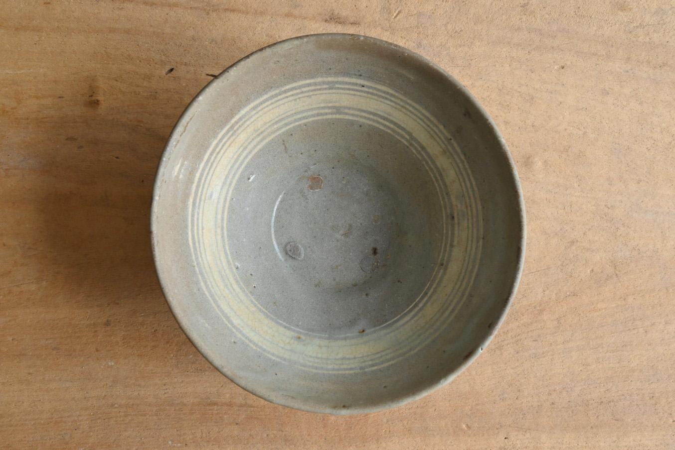 Pottery Korean antique pottery bowl/15th-16th century/Joseon Dynasty For Sale