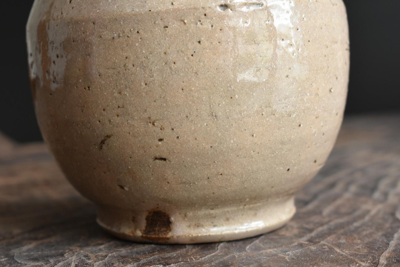 Korean Antique Pottery / Joseon Dynasty 18th Century / Beautiful Glazed Bottle 7