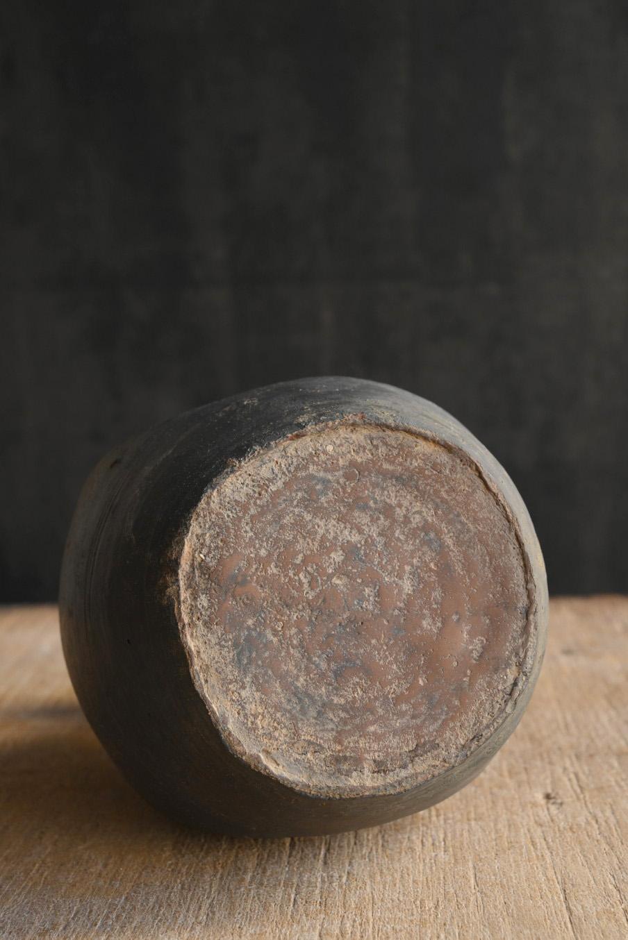 Koreanische antike Keramikvase/10. Jahrhundert/Wabi-Sabi-Vase/Goryeo-Periode im Angebot 10
