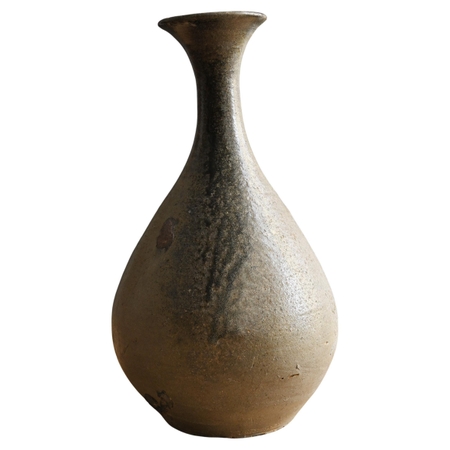 Korean antique pottery vase / Goryeo dynasty / 13th to 14th century