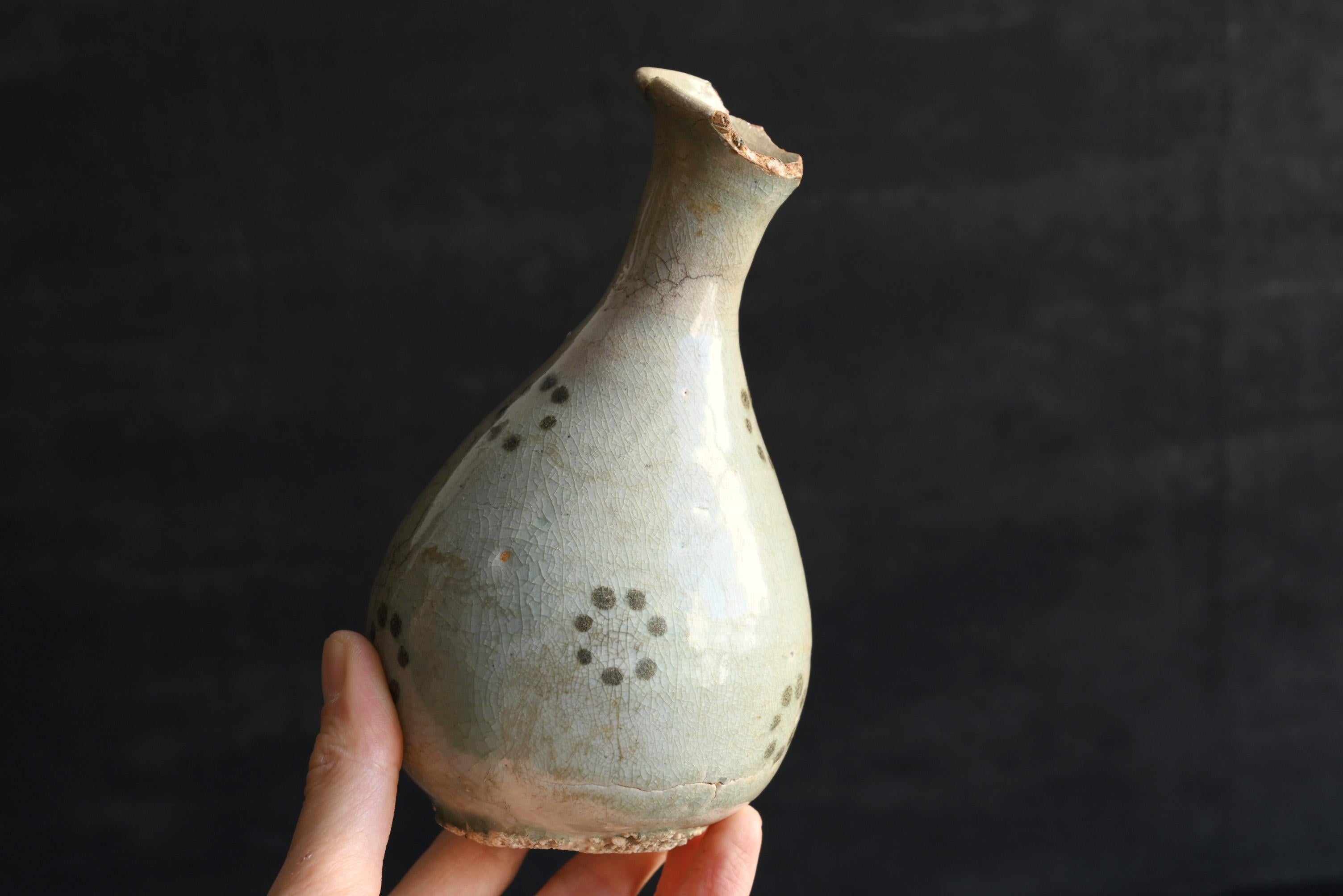 Other Korean antique pottery vase/rare design pottery/Joseon Dynasty/15th century For Sale