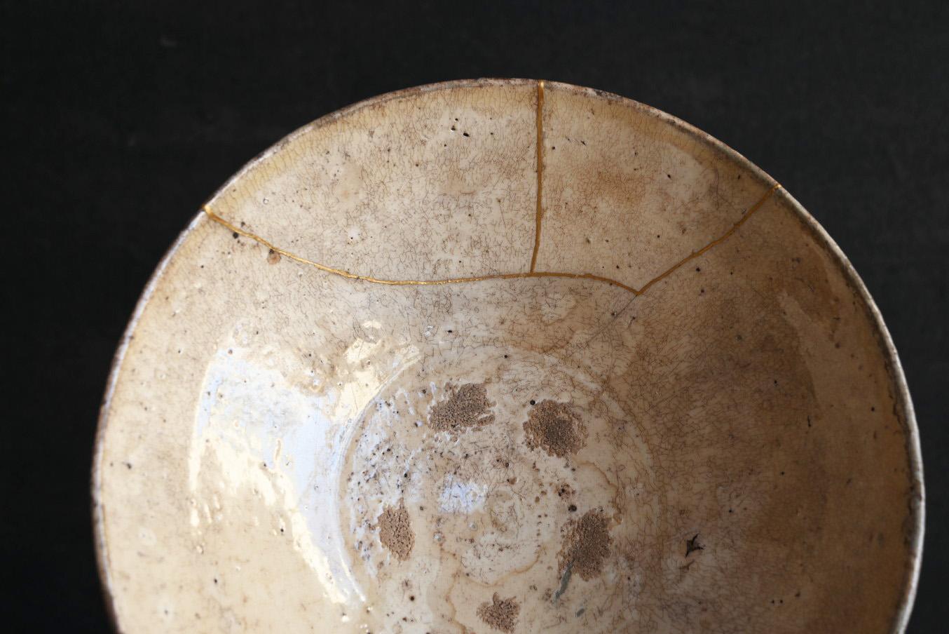 Koreanische antike Wabisabi-Teeschale aus Keramik/Joseon-Periode/15. JahrhundertKintsugi im Angebot 1