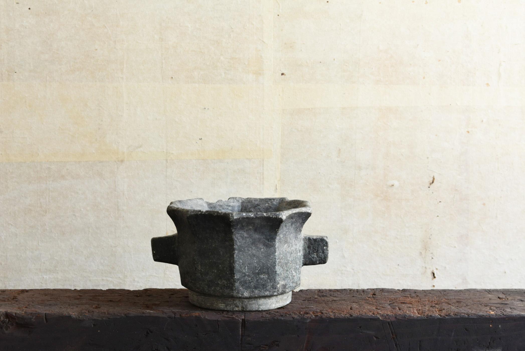 Korean antique stone bowl / 19th century / wabi-sabi vase / Joseon Dynasty 7
