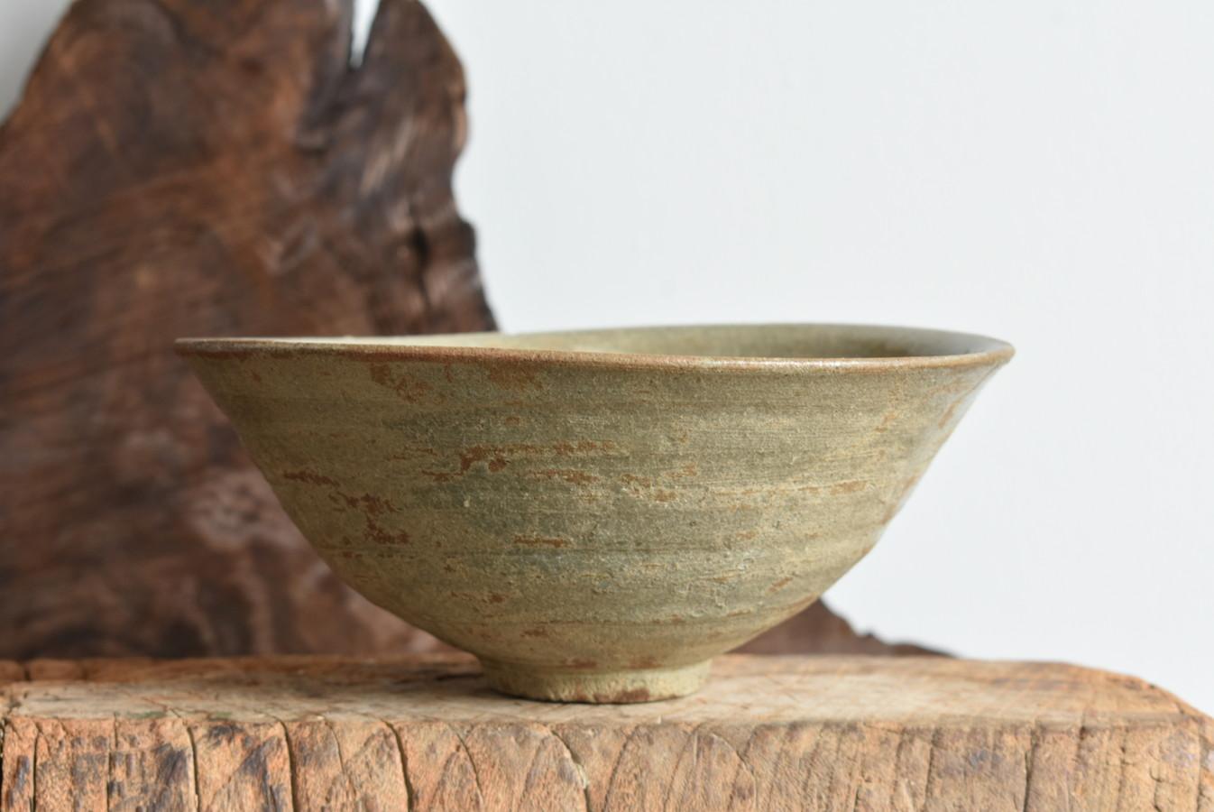 Glazed Korean antique tea bowl/15th-16th century/ Joseon Dynasty / Wabi Sabi Tea Bowl