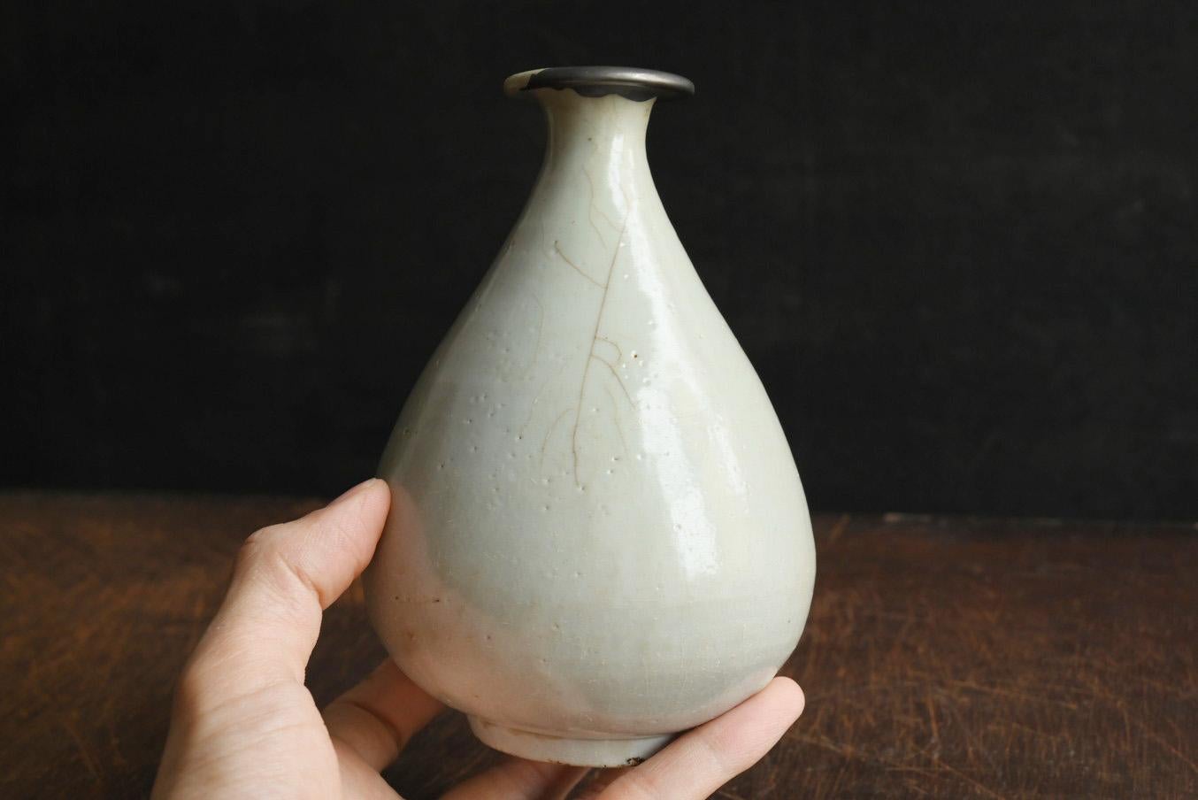 Other Korean antique white porcelain vase / 15th-16th century / Joseon dynasty
