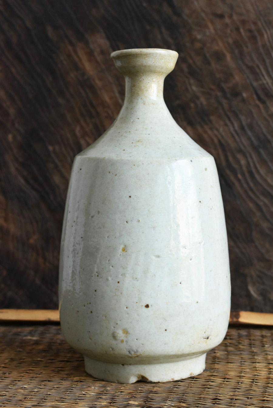 South Korean Korean Antique White Porcelain Vase / Nice Shaped Vase / Late 18th Century For Sale