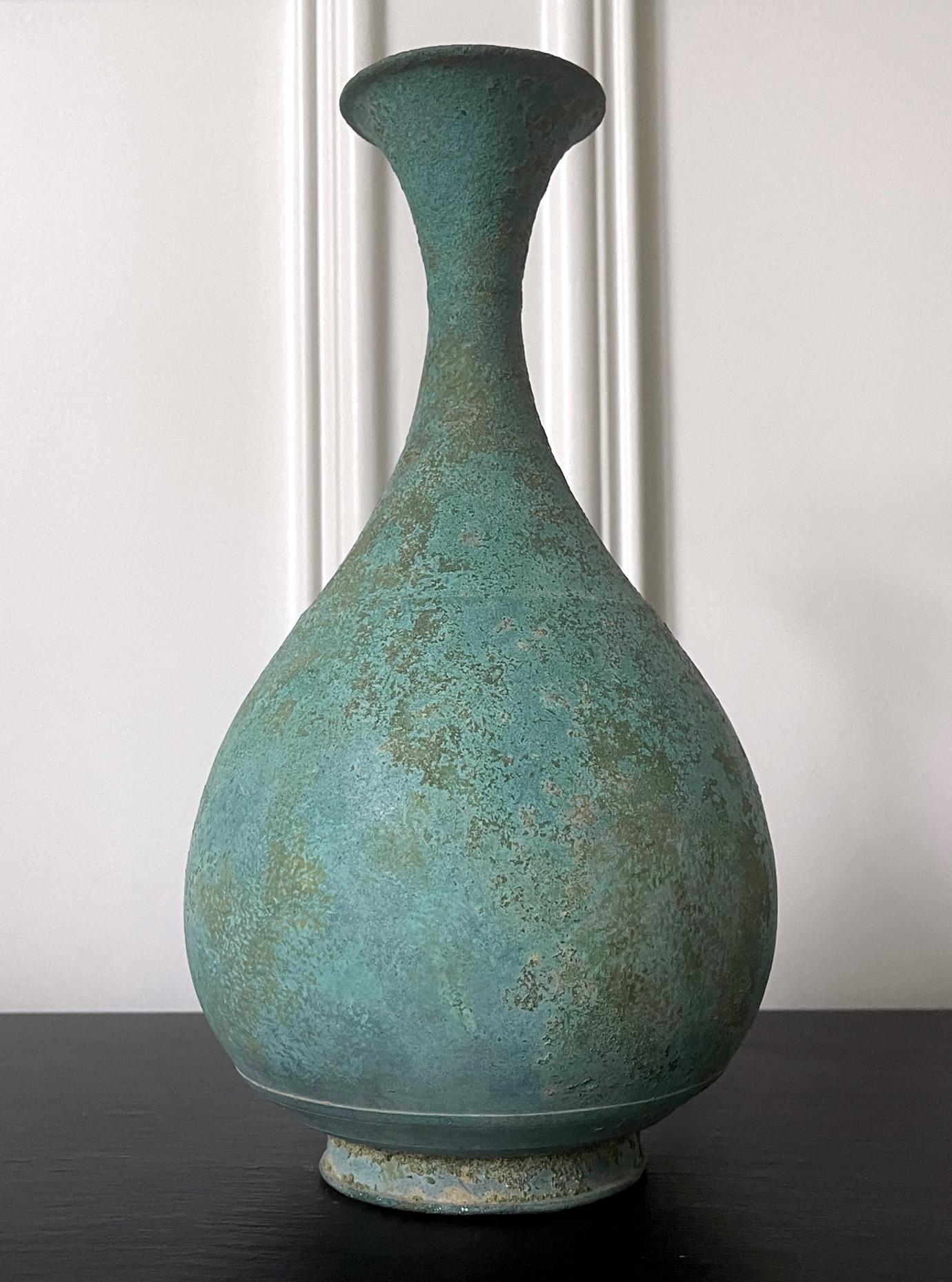 Korean Bronze Bottle Goryeo Dynasty For Sale 13
