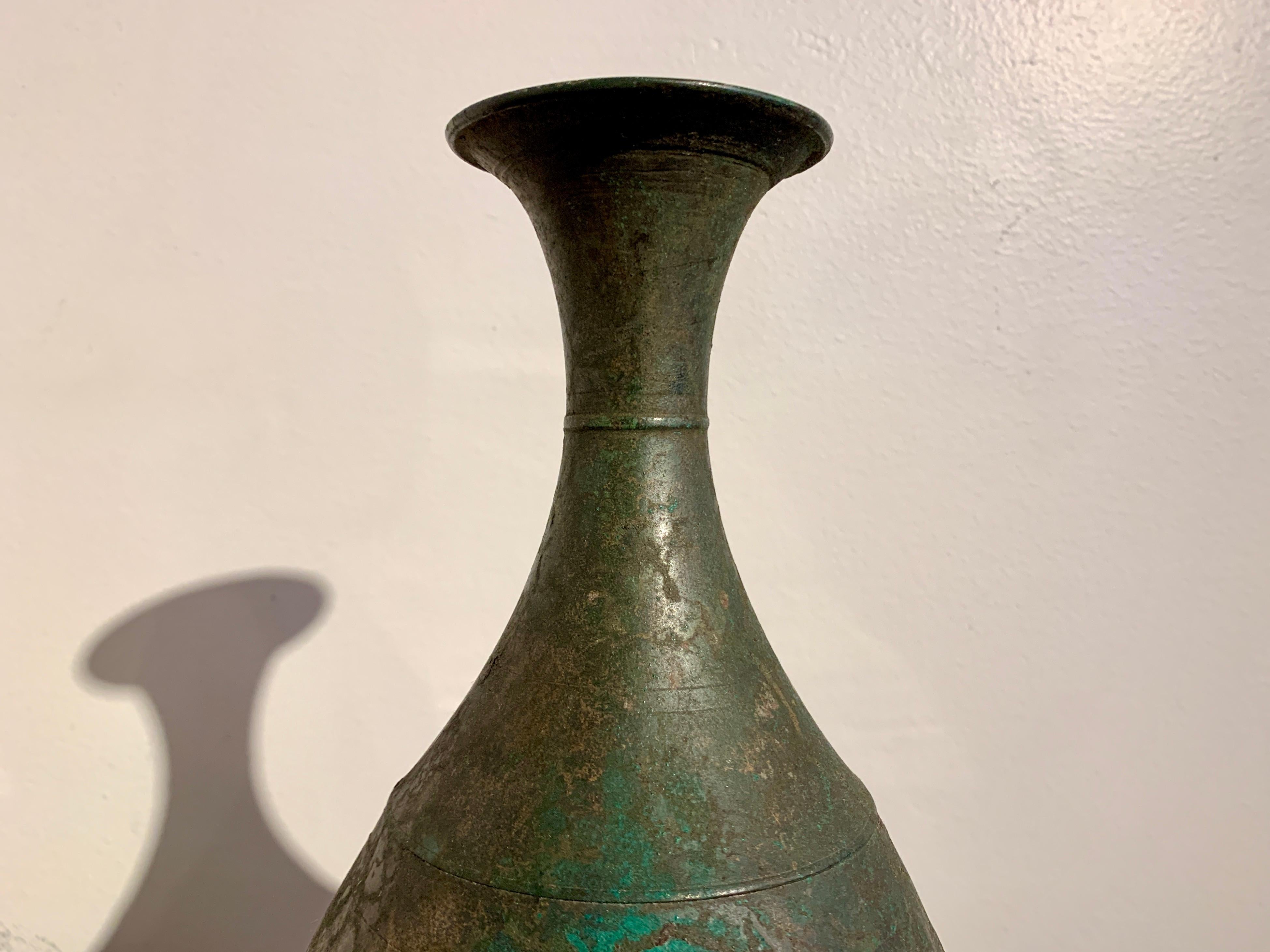 Korean Bronze Bottle Vase, Goryeo Dynasty, 11th/12th Century, Korea For Sale 1