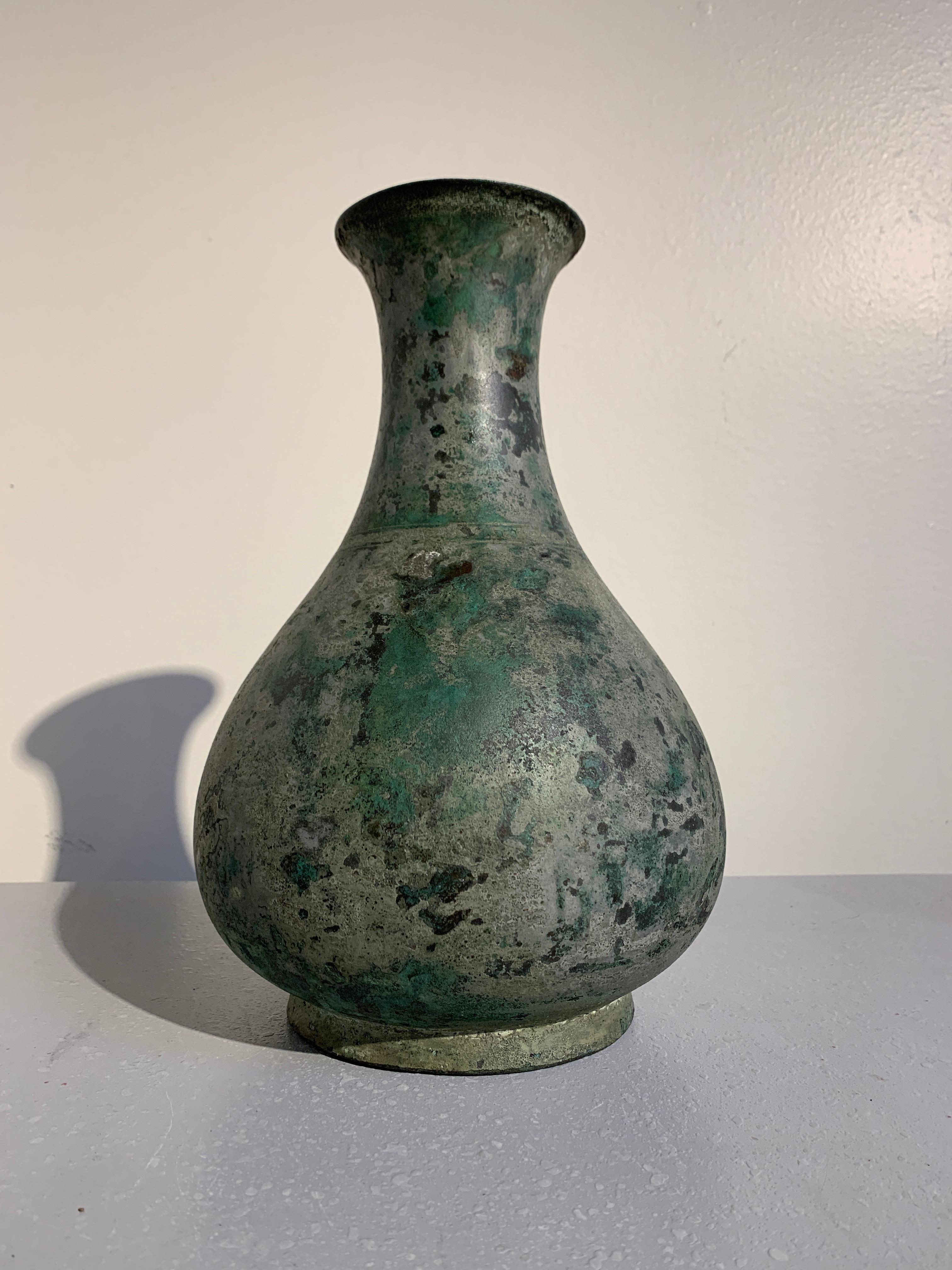 patina vase