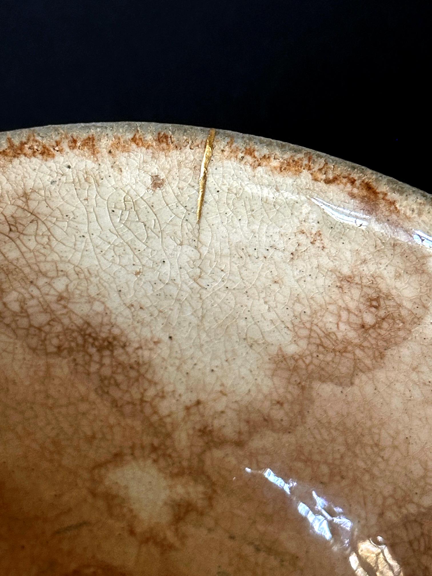 Koreanische Buncheong Teeschale aus Keramik mit weißer Glasur aus der Joseon Dynasty im Angebot 5
